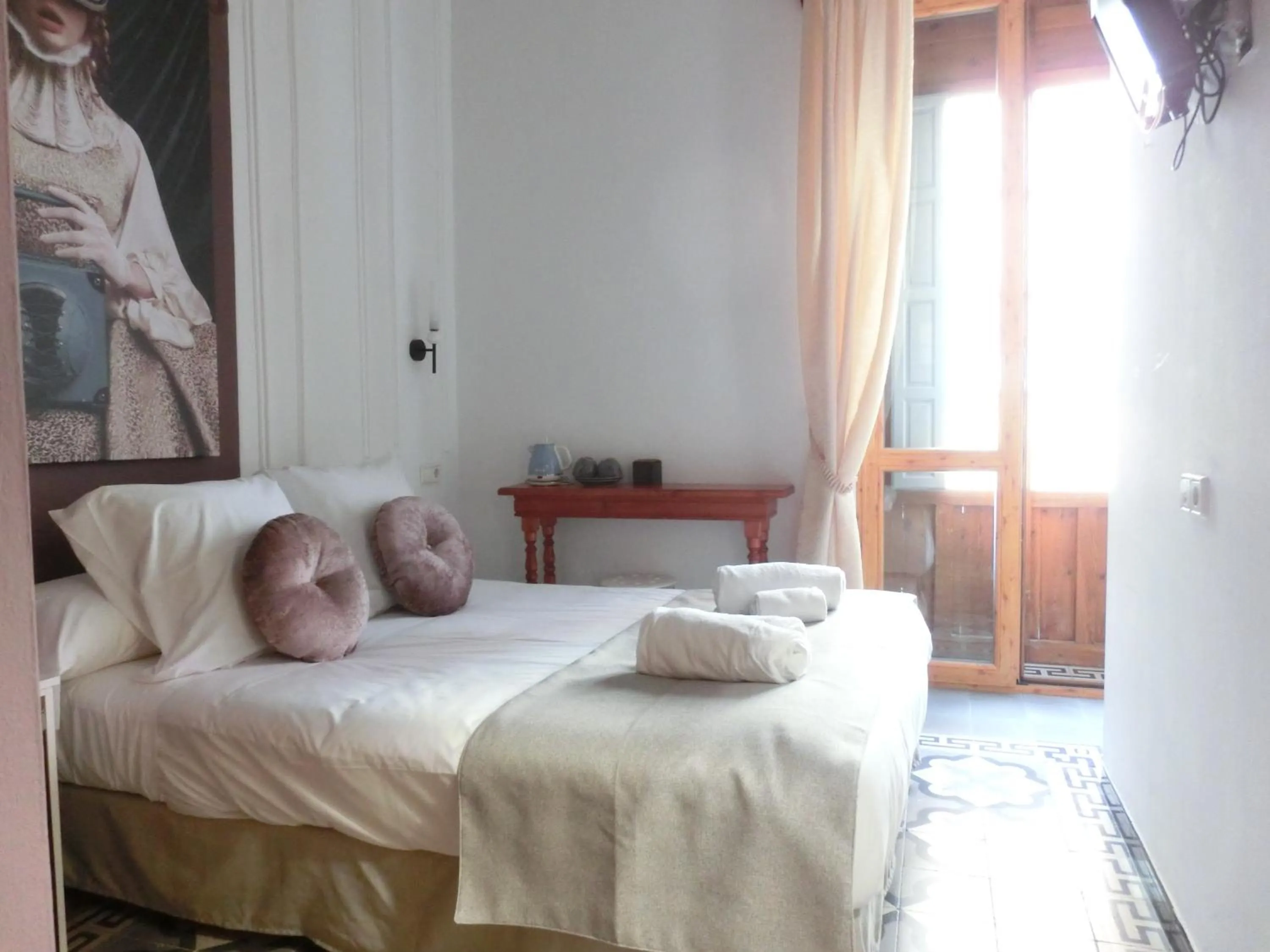 Photo of the whole room, Bed in Les Monges Palace Boutique