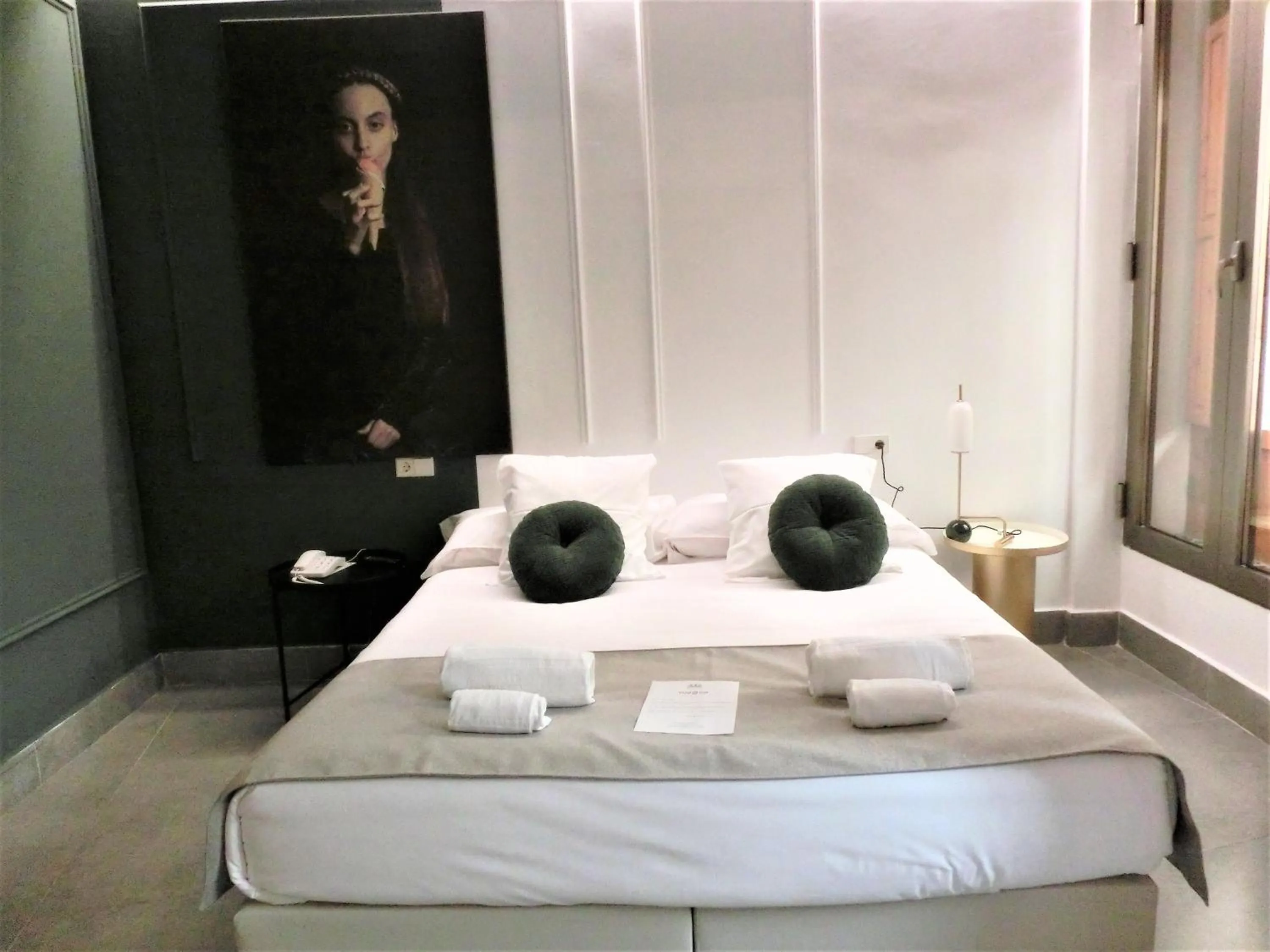 Photo of the whole room, Bed in Les Monges Palace Boutique