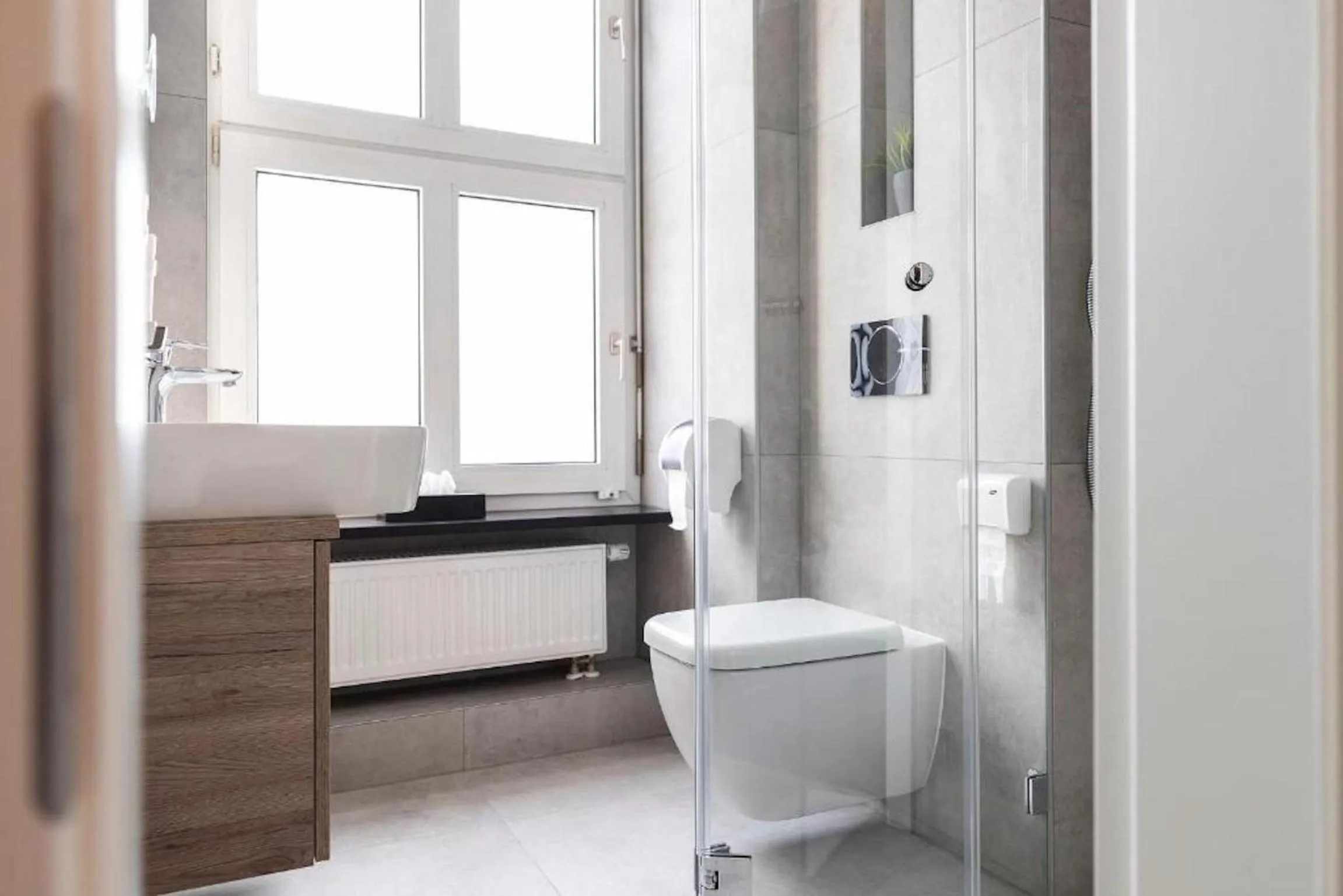 Toilet in Aparthotel by dasPaul