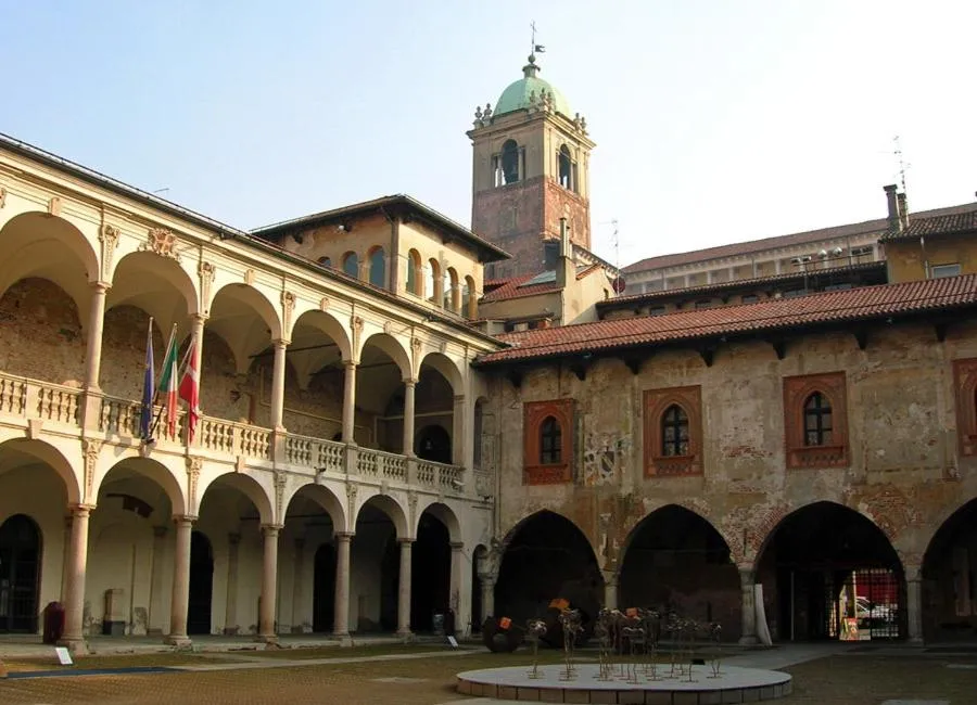 Property building in Cavallo Bianco