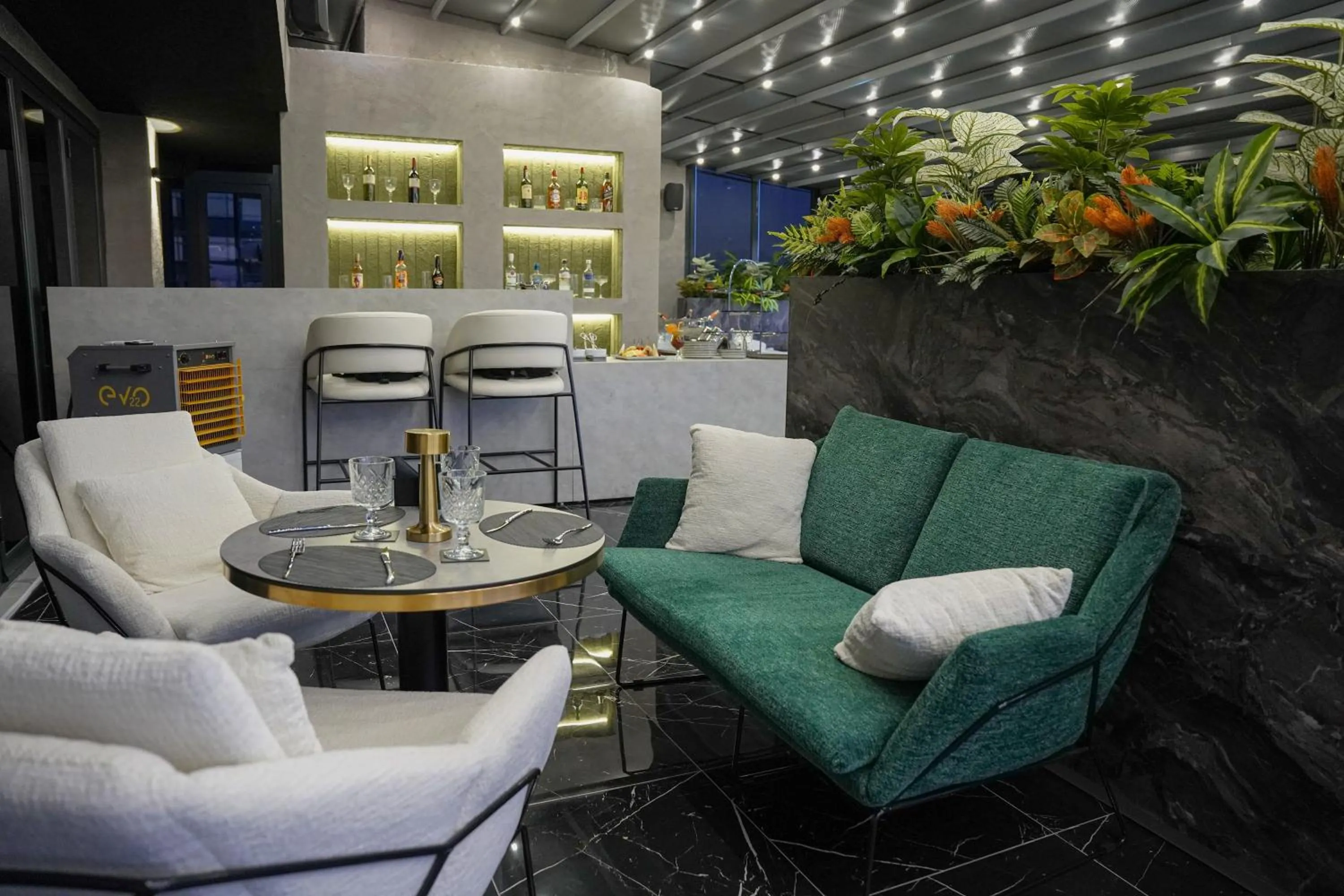 Lounge or bar in New Park Hotel