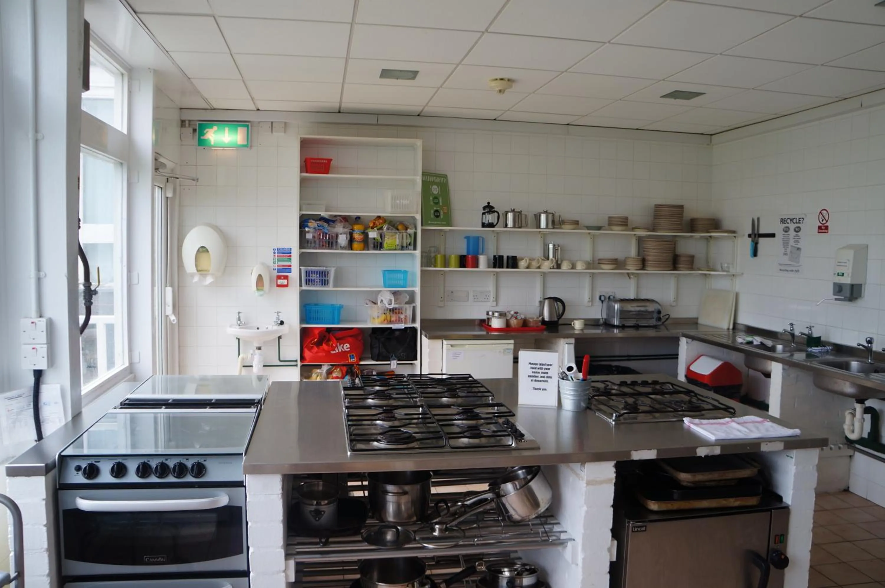 Kitchen or kitchenette in YHA Conwy