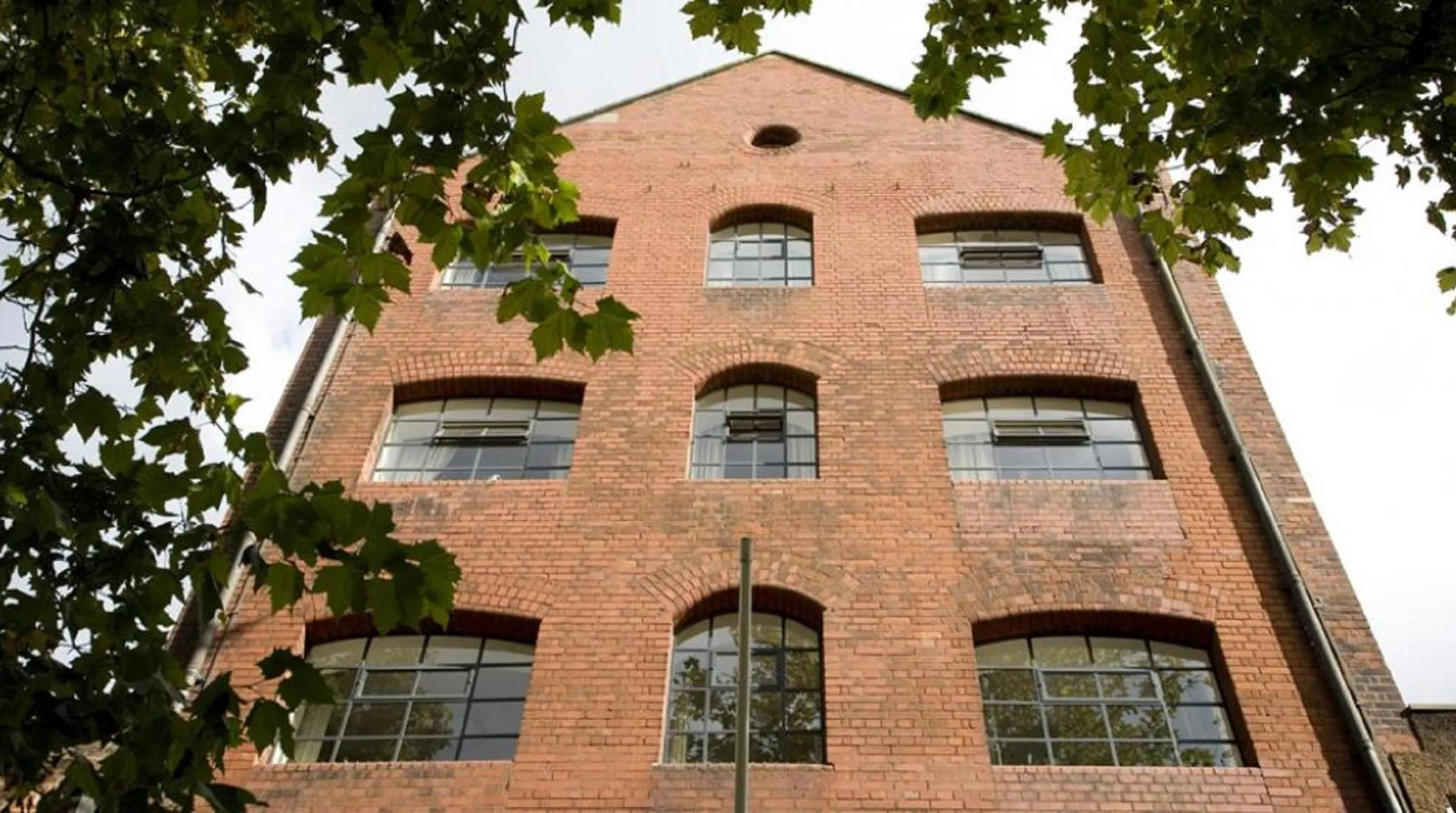 Facade/entrance in YHA Bristol