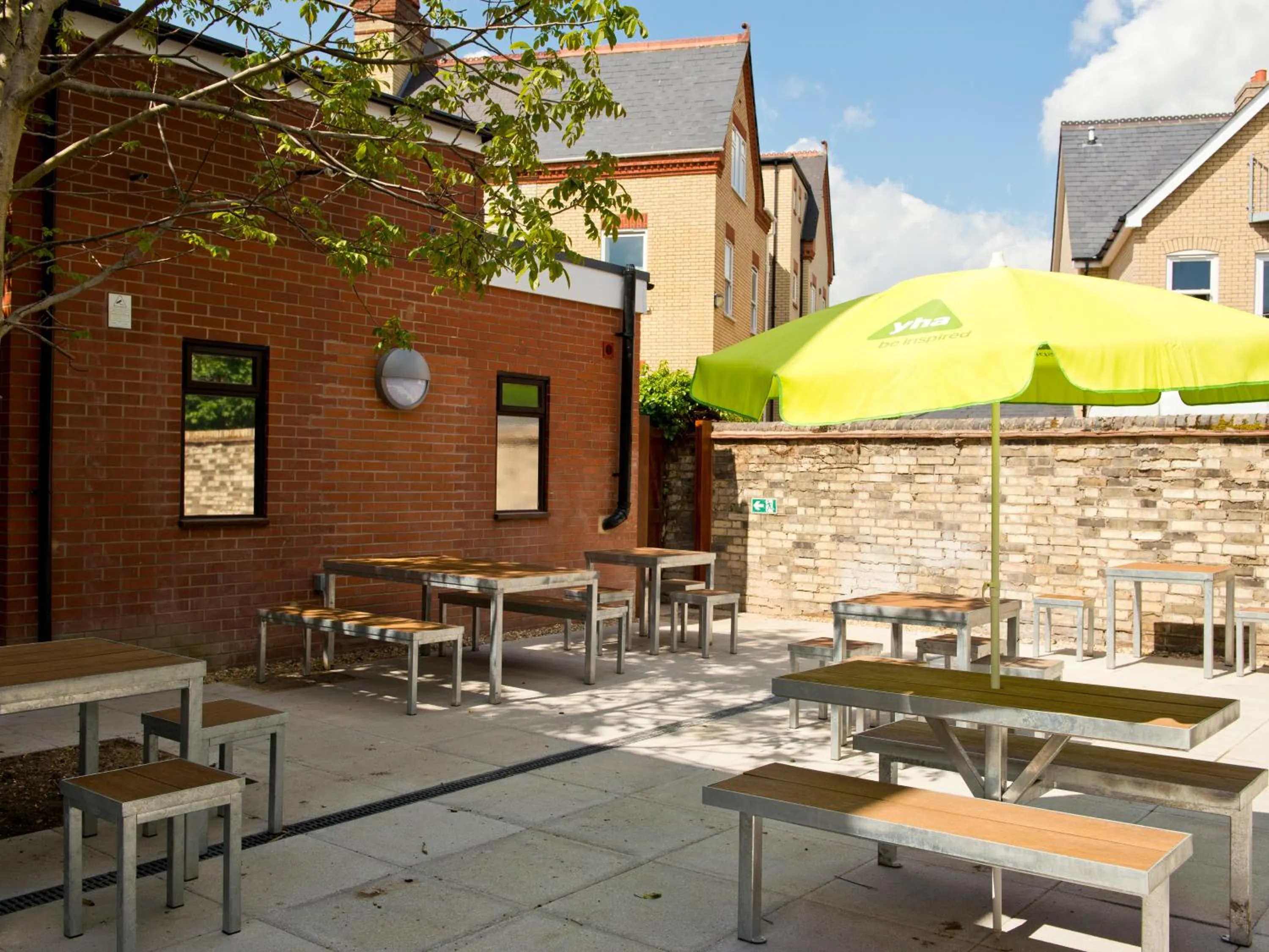 Seating area in YHA Cambridge