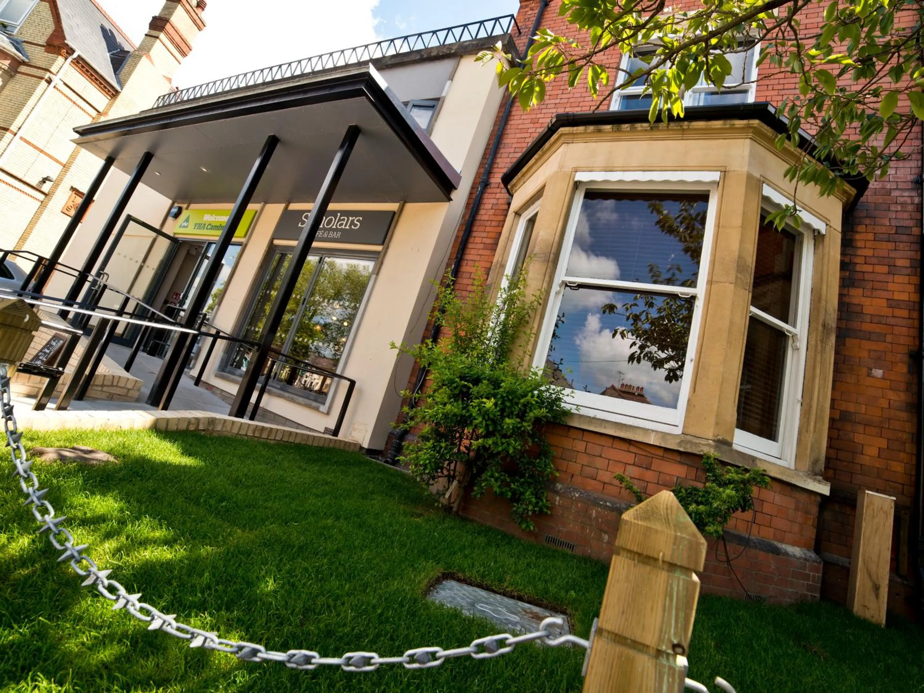 Property building in YHA Cambridge