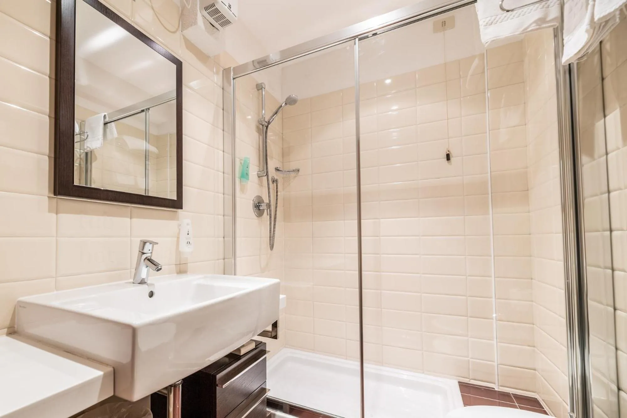 Bathroom in Ravelli Sporting