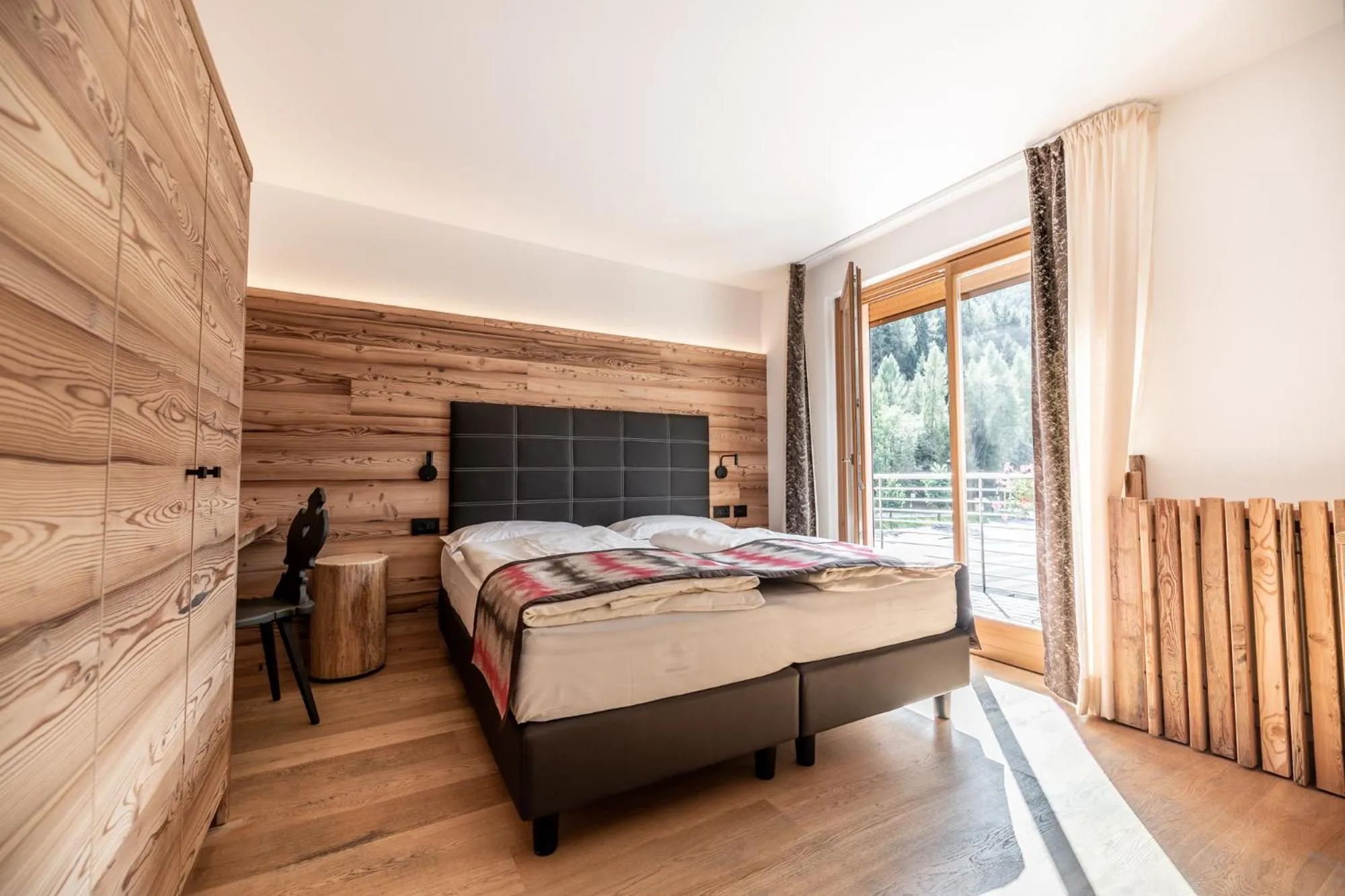 Photo of the whole room, Bed in Ravelli Sporting