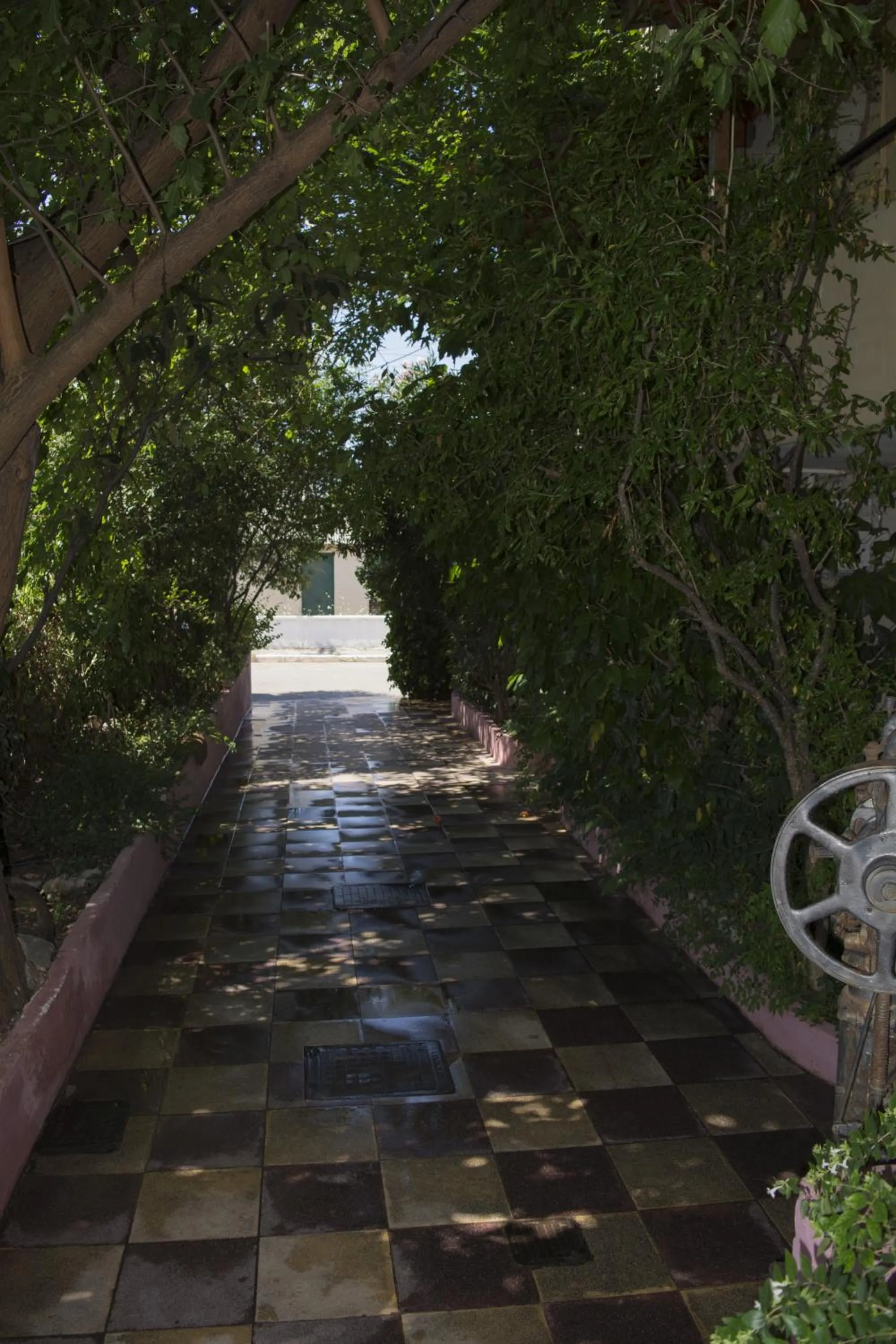 Facade/entrance in Staggia Studios