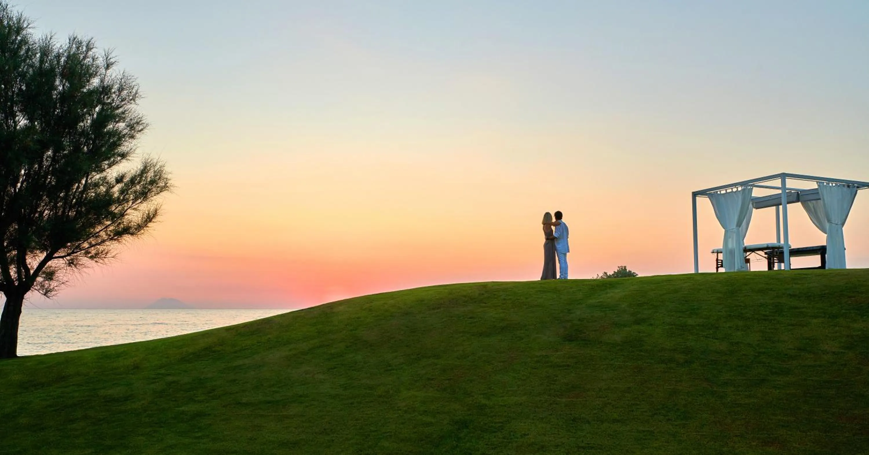 Sunset in Capovaticano Resort Thalasso Spa