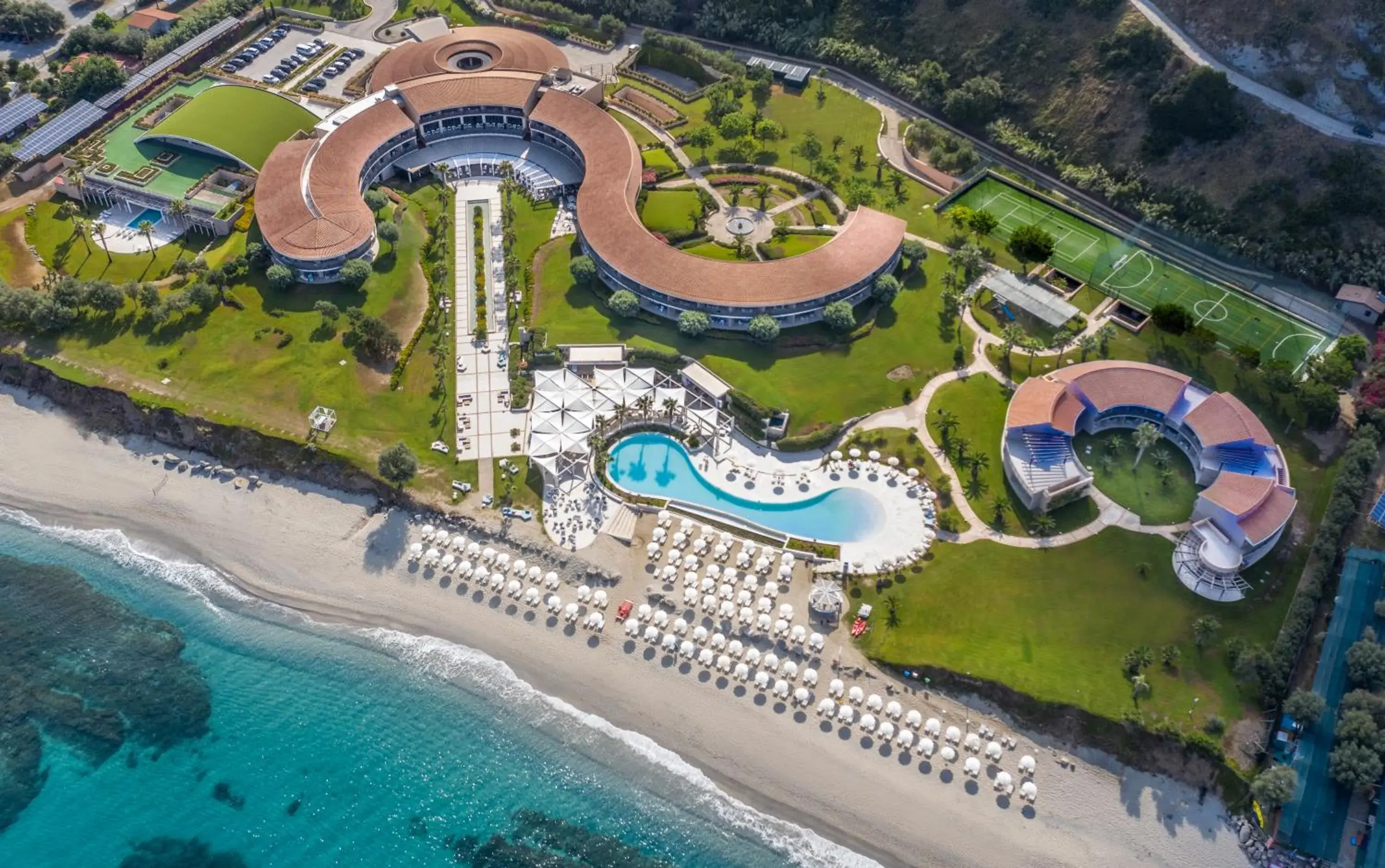 Bird's eye view in Capovaticano Resort Thalasso Spa Bird's eye view in Capovaticano Resort Thalasso Spa