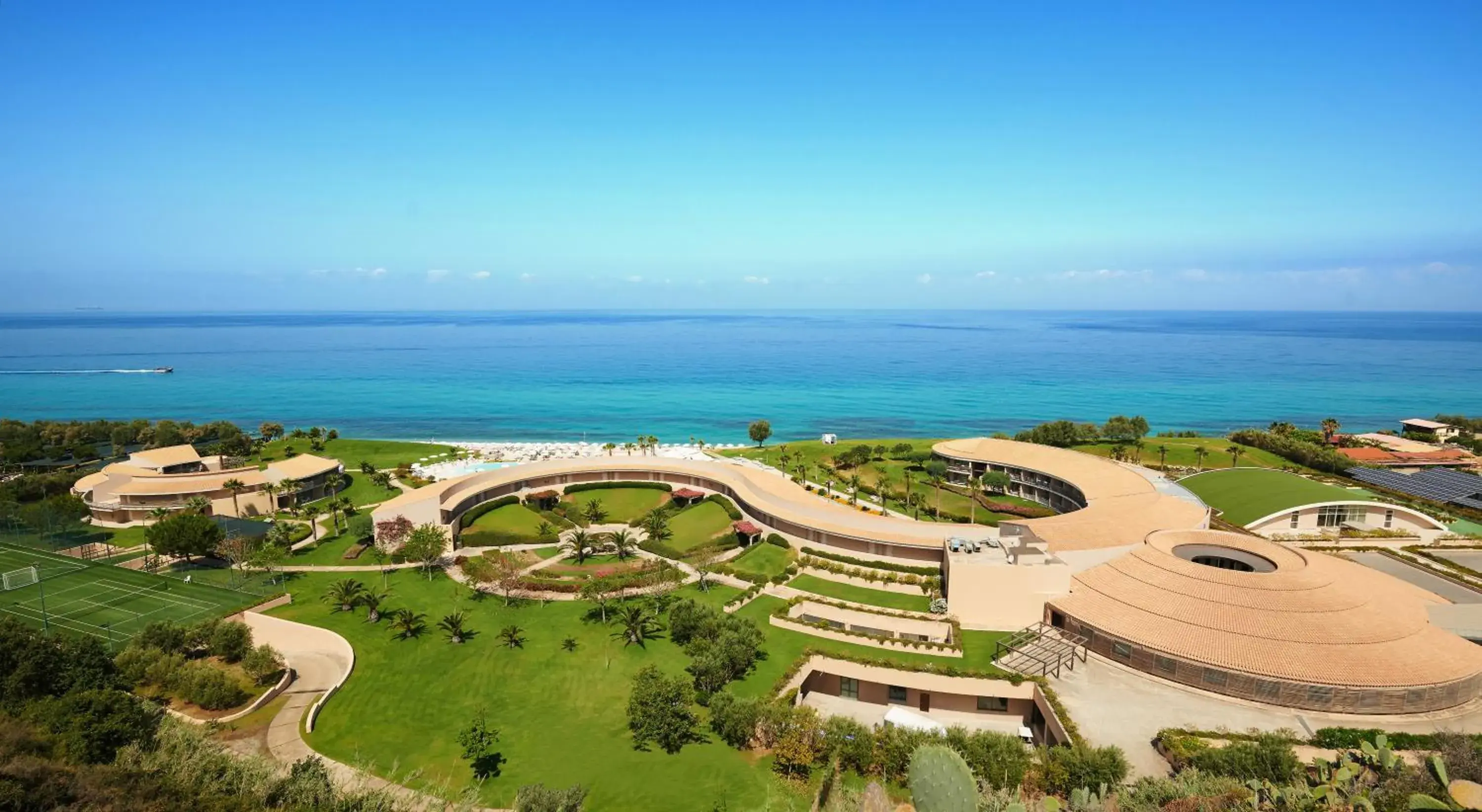 Bird's eye view in Capovaticano Resort Thalasso Spa Bird's eye view in Capovaticano Resort Thalasso Spa