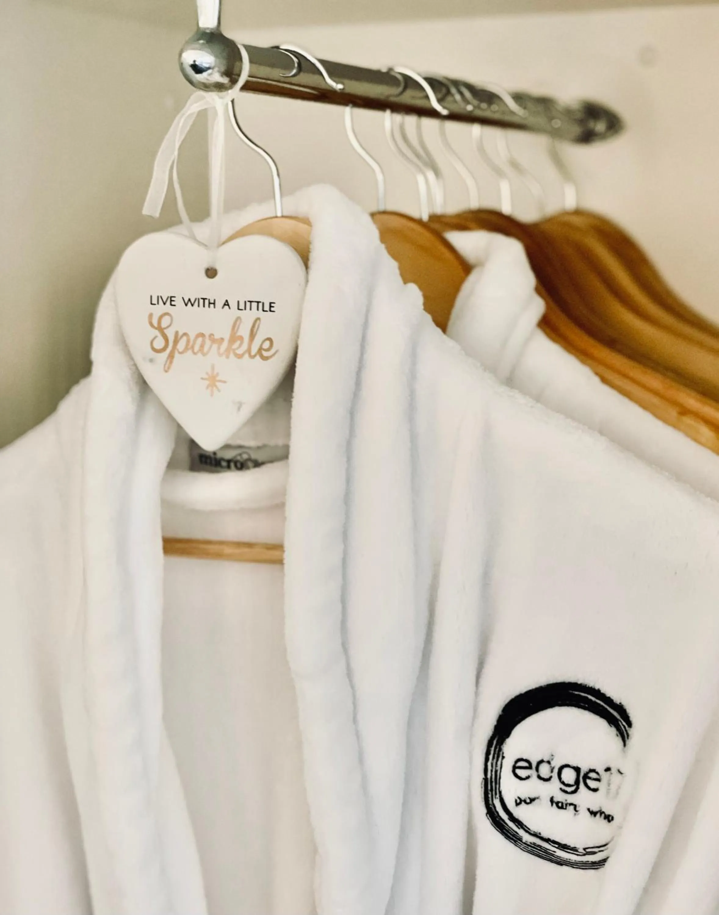 Edge17 Waterfront Apartment, plus Cottage with Garden View - Port Fairy