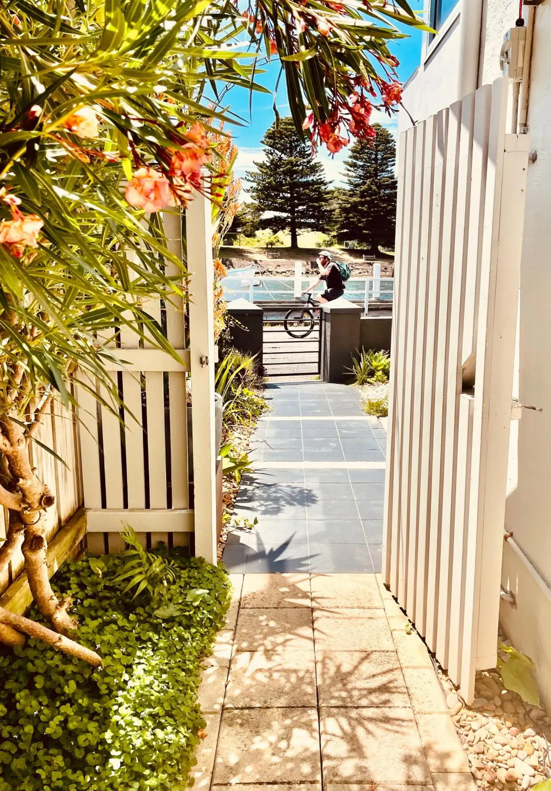 Garden view in Edge17 Waterfront Apartment, plus Cottage with Garden View - Port Fairy Garden view in Edge17 Waterfront Apartment, plus Cottage with Garden View - Port Fairy