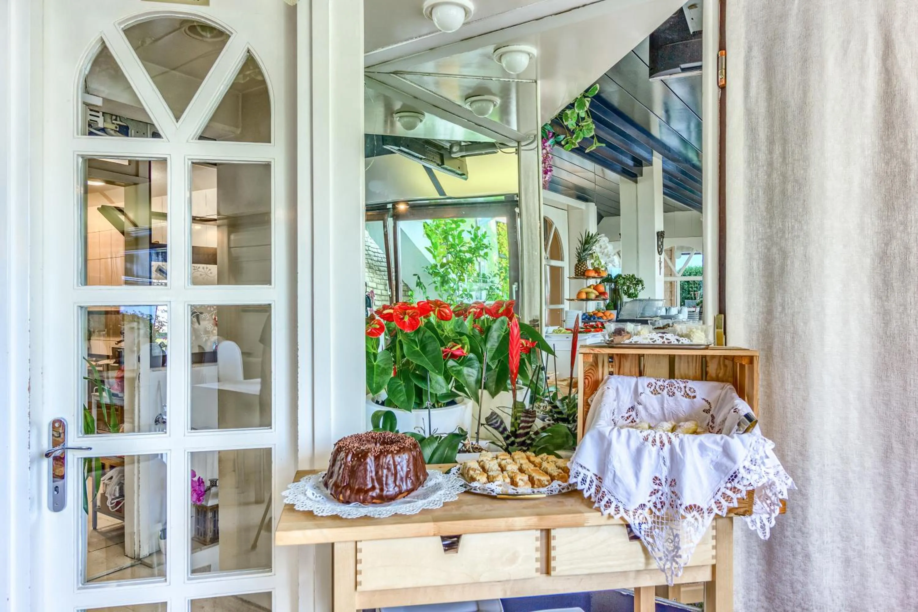 Buffet breakfast in Pansion Martin