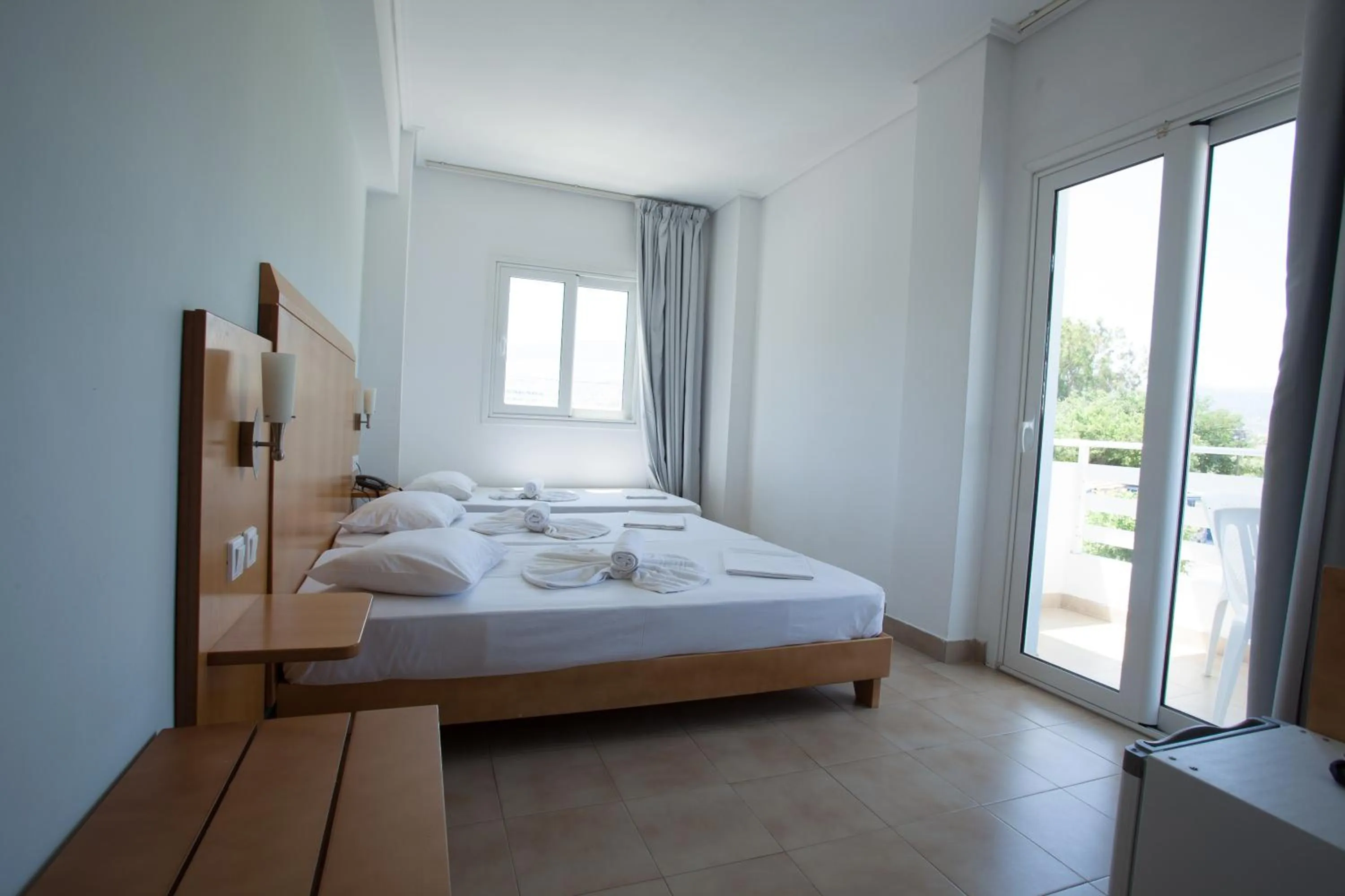 Photo of the whole room, Bed in Kos Bay Hotel