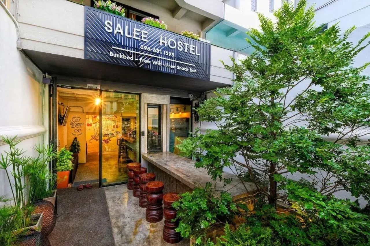 Facade/entrance in Salee Hostel Facade/entrance in Salee Hostel