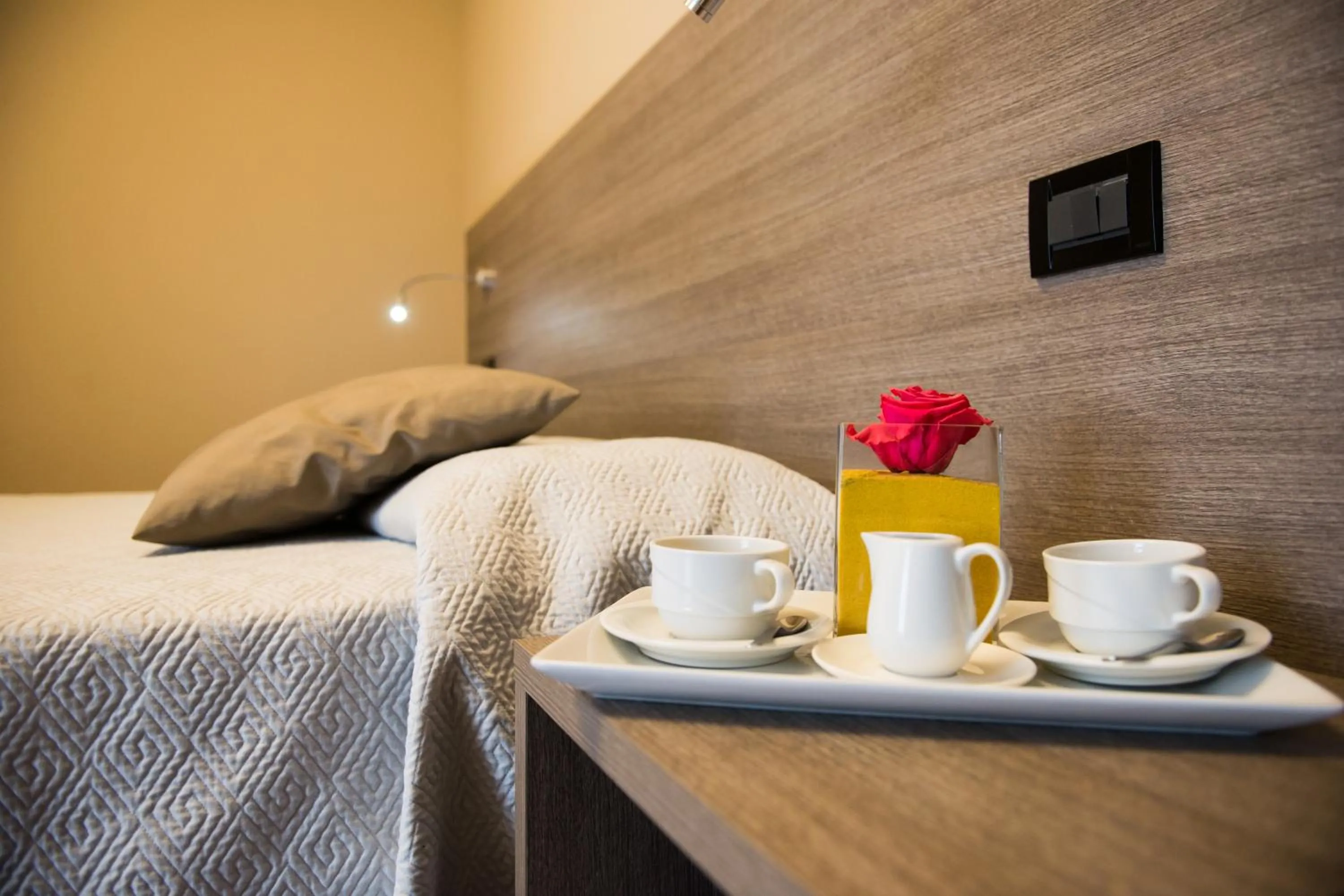 Decorative detail, Bed in Albergo Grappolo D'oro