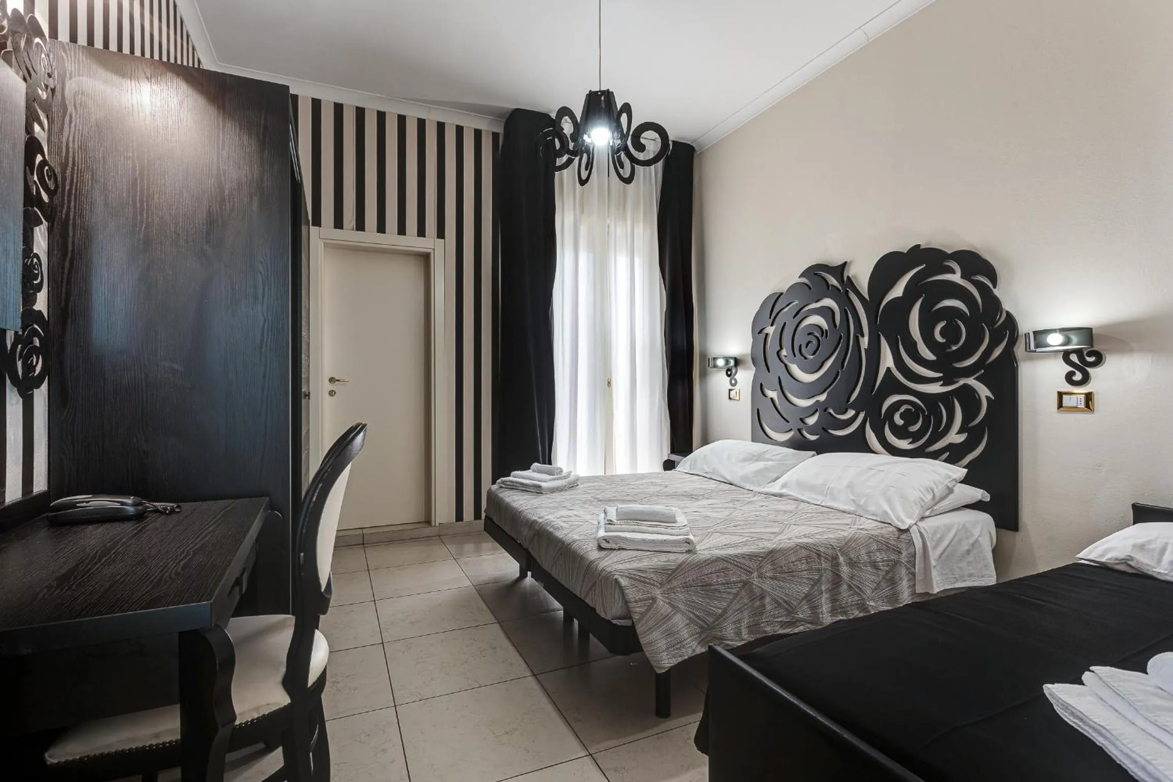 Bedroom in Hotel Le Cinéma