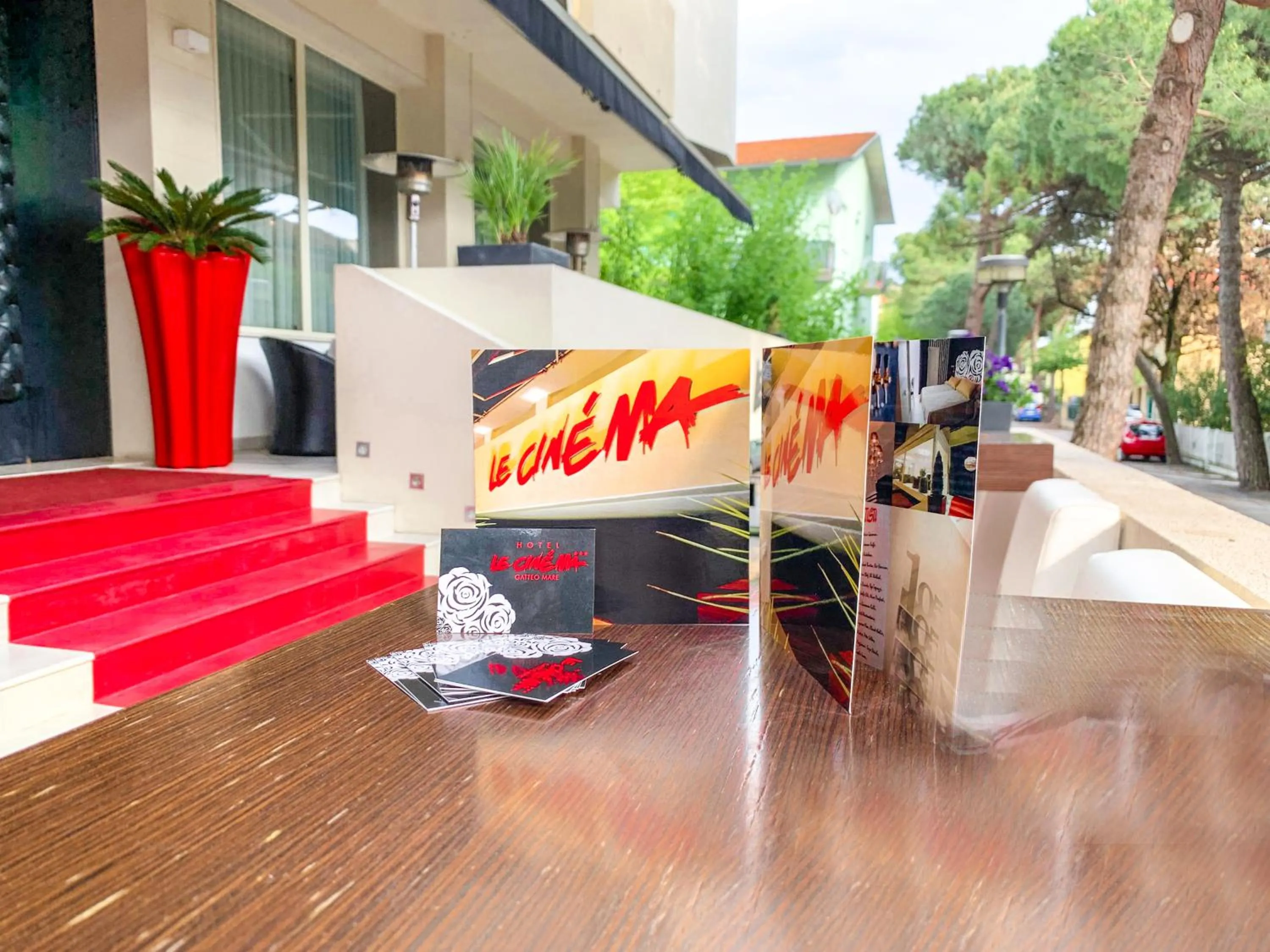 Property logo or sign in Hotel Le Cinéma