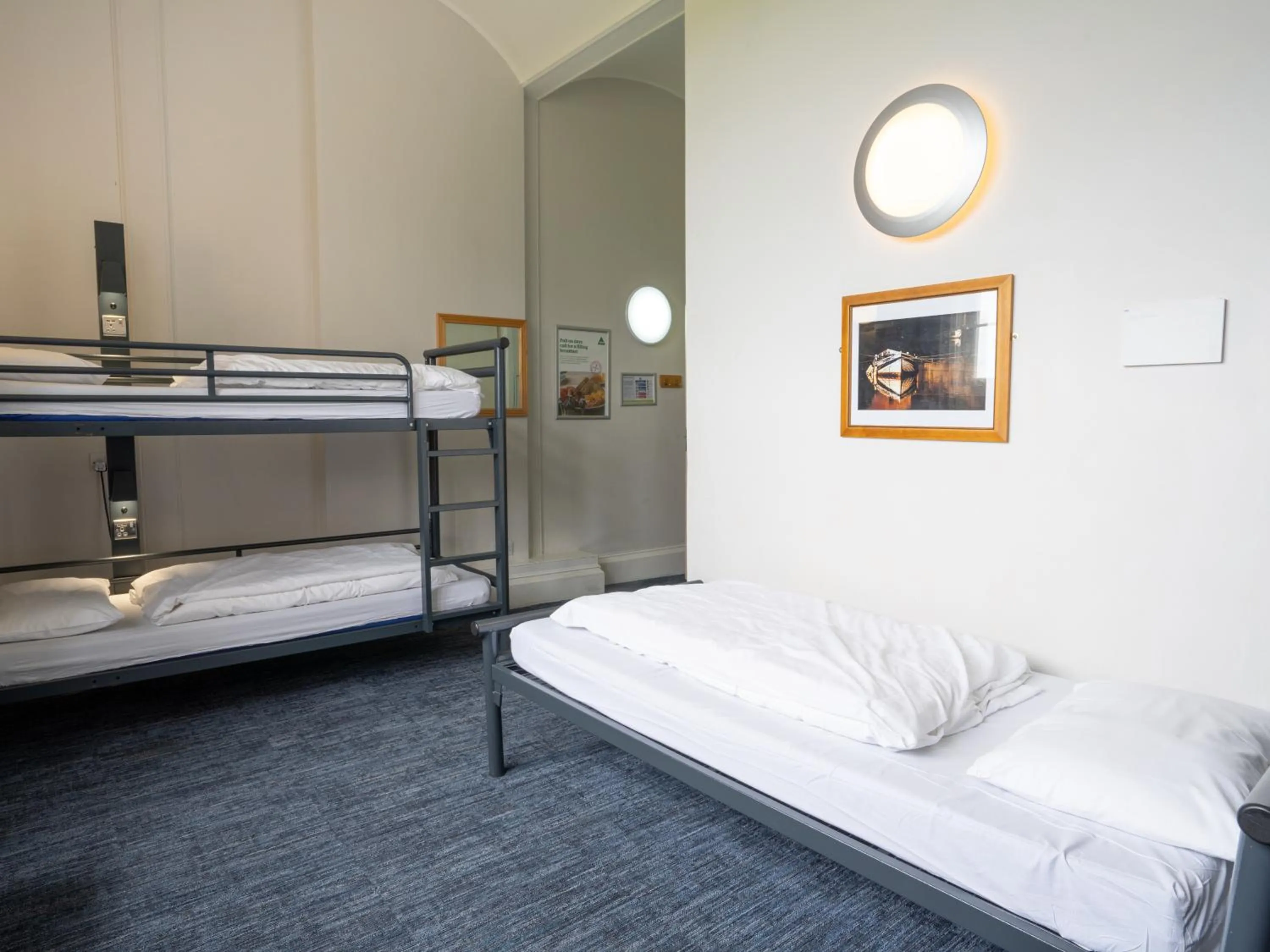 Bedroom, Bed in YHA Whitby