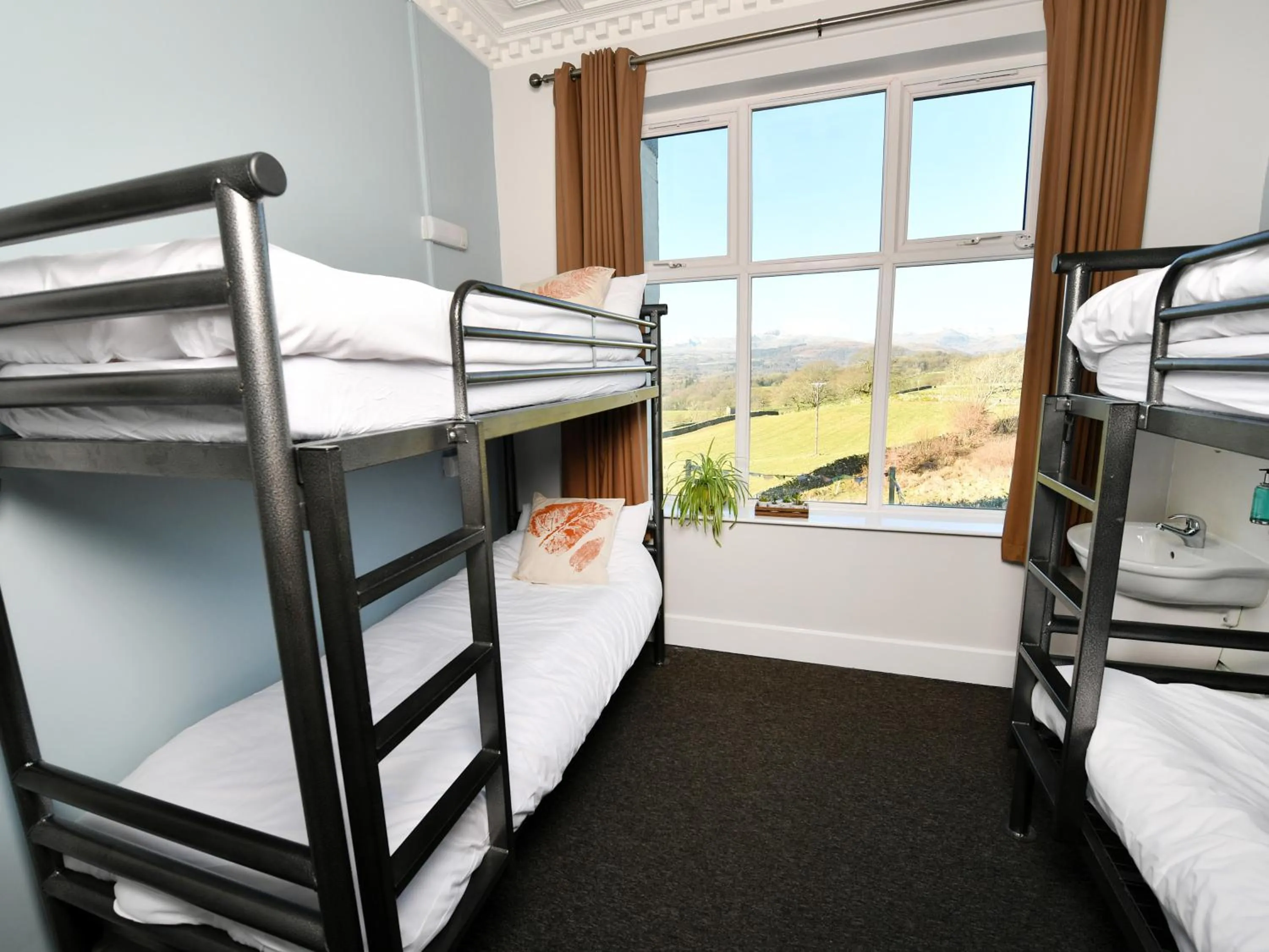 Bedroom in YHA Windermere