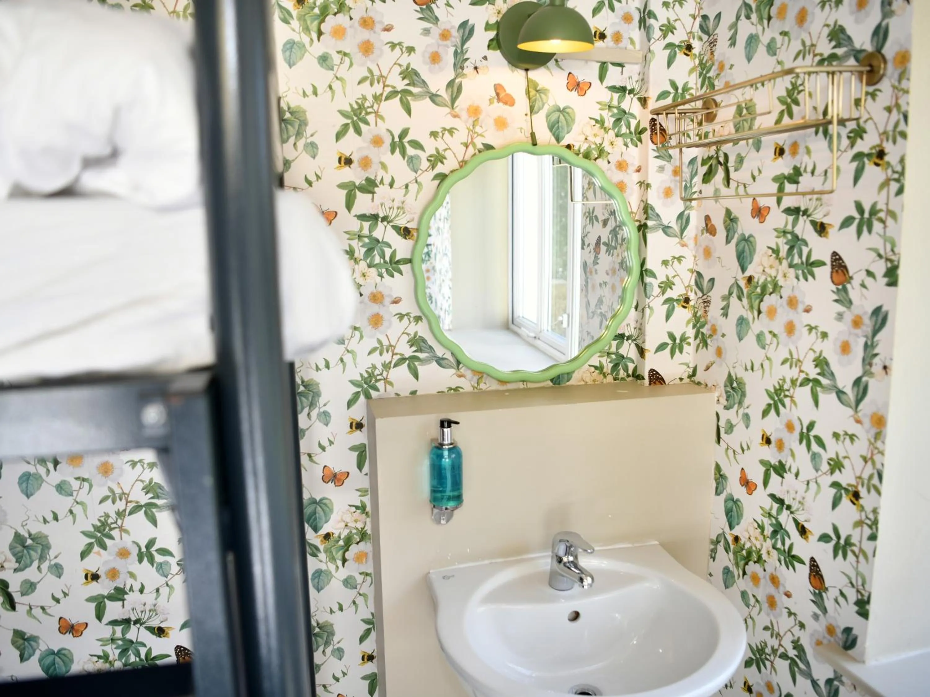 Bathroom in YHA Windermere