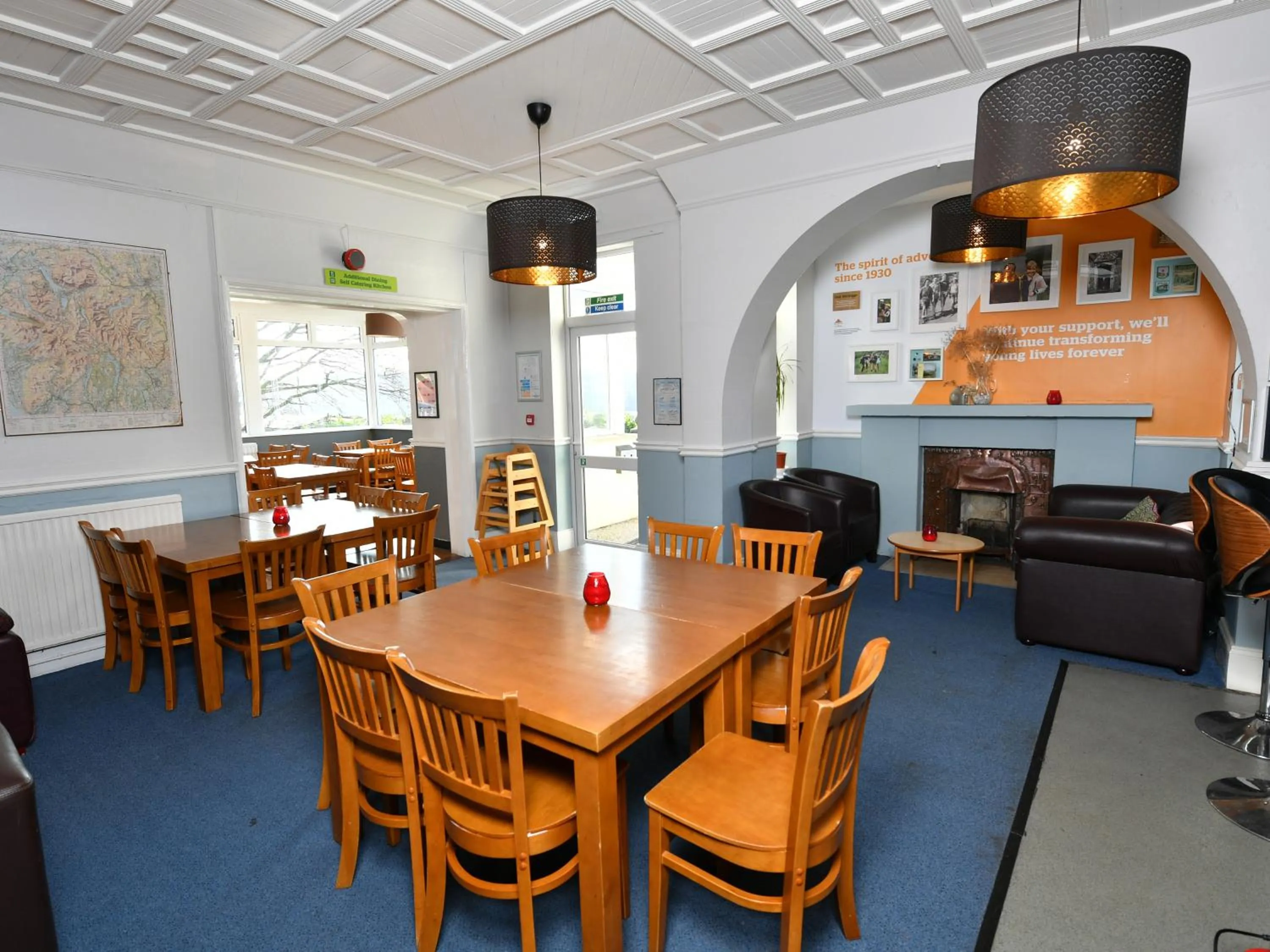 Restaurant/places to eat in YHA Windermere