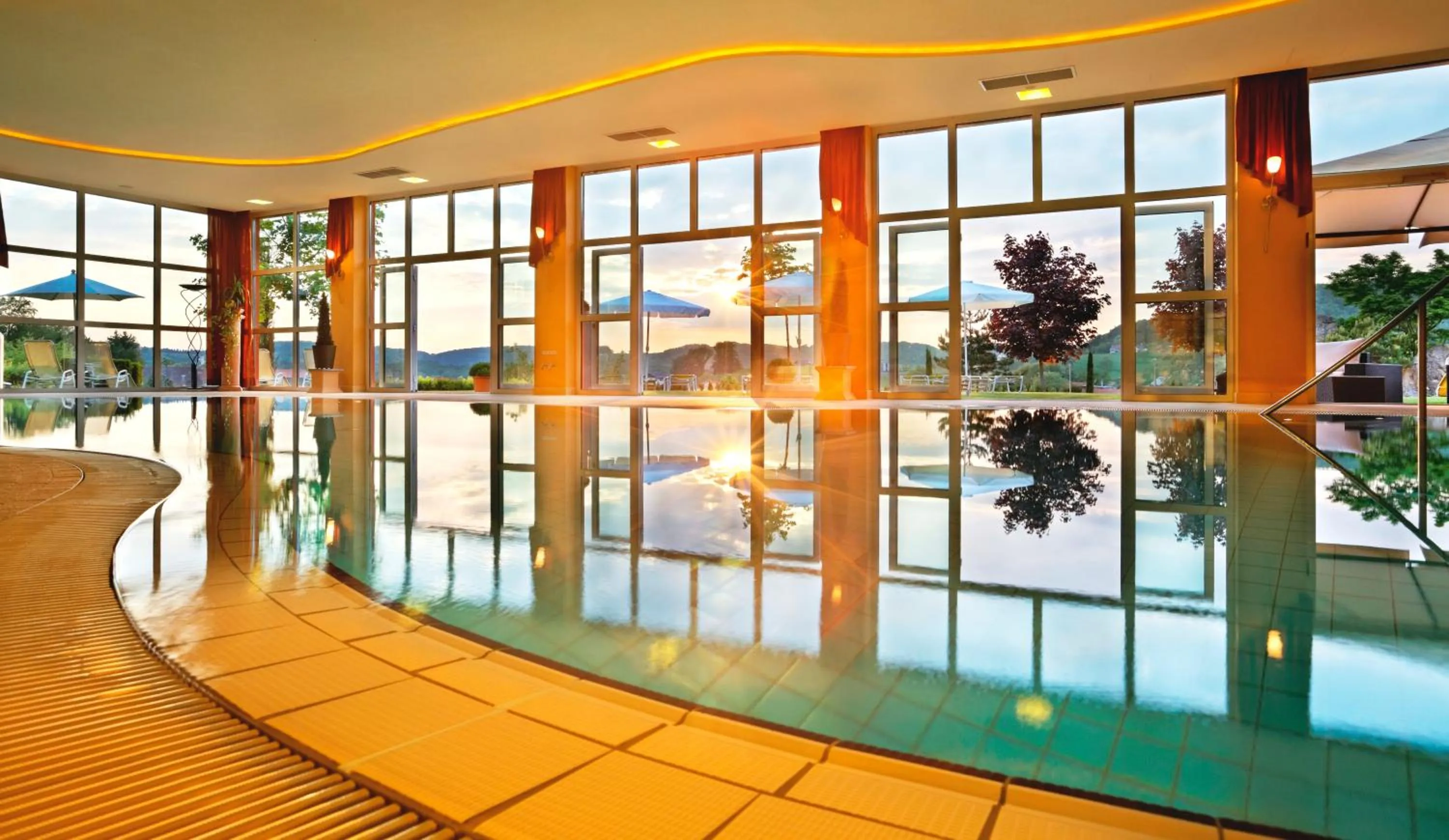 Swimming pool in Hotel Stenitzer