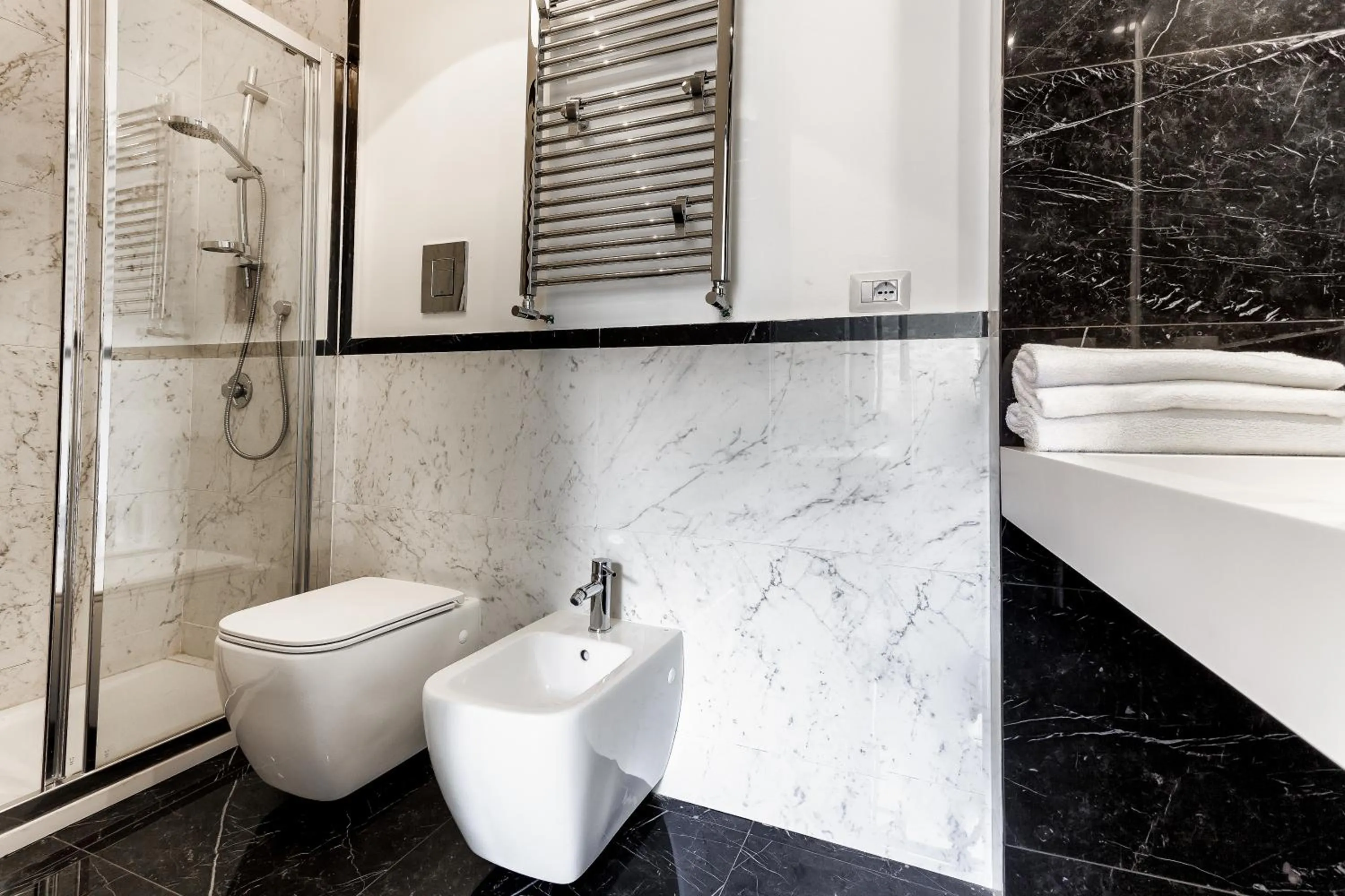 Bathroom in PLEY Cagliari Boutique Suites