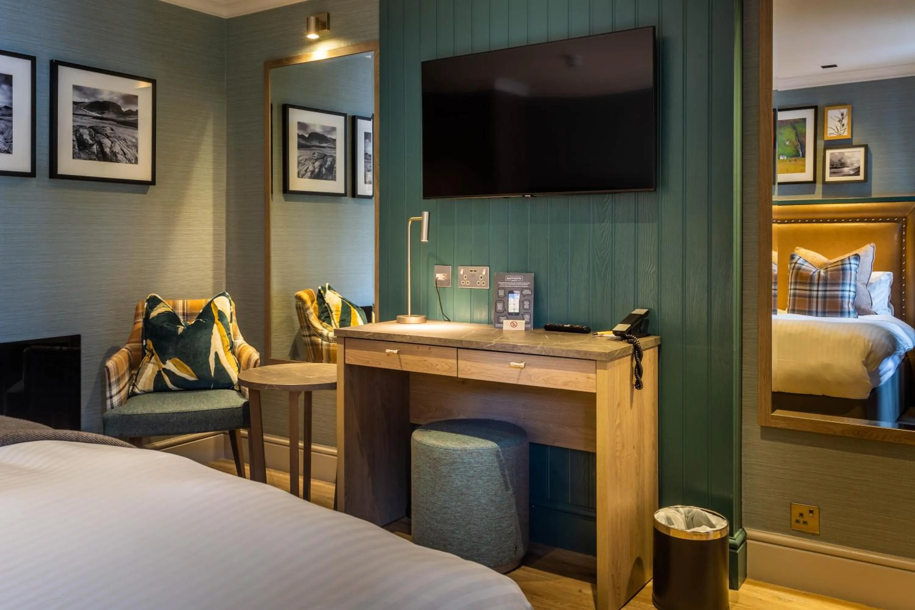 TV and multimedia, Bed in Auchrannie Resort