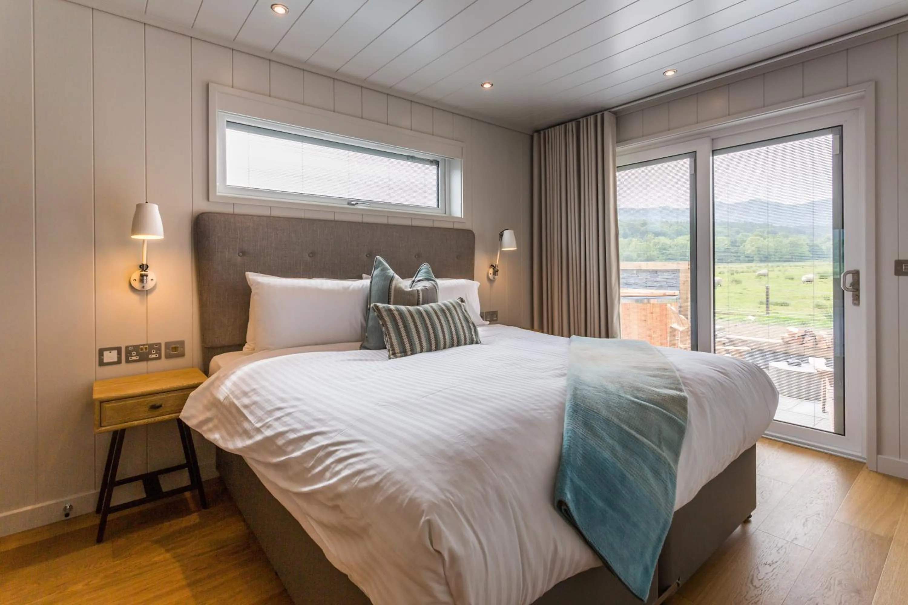 Bedroom, Bed in Auchrannie Resort