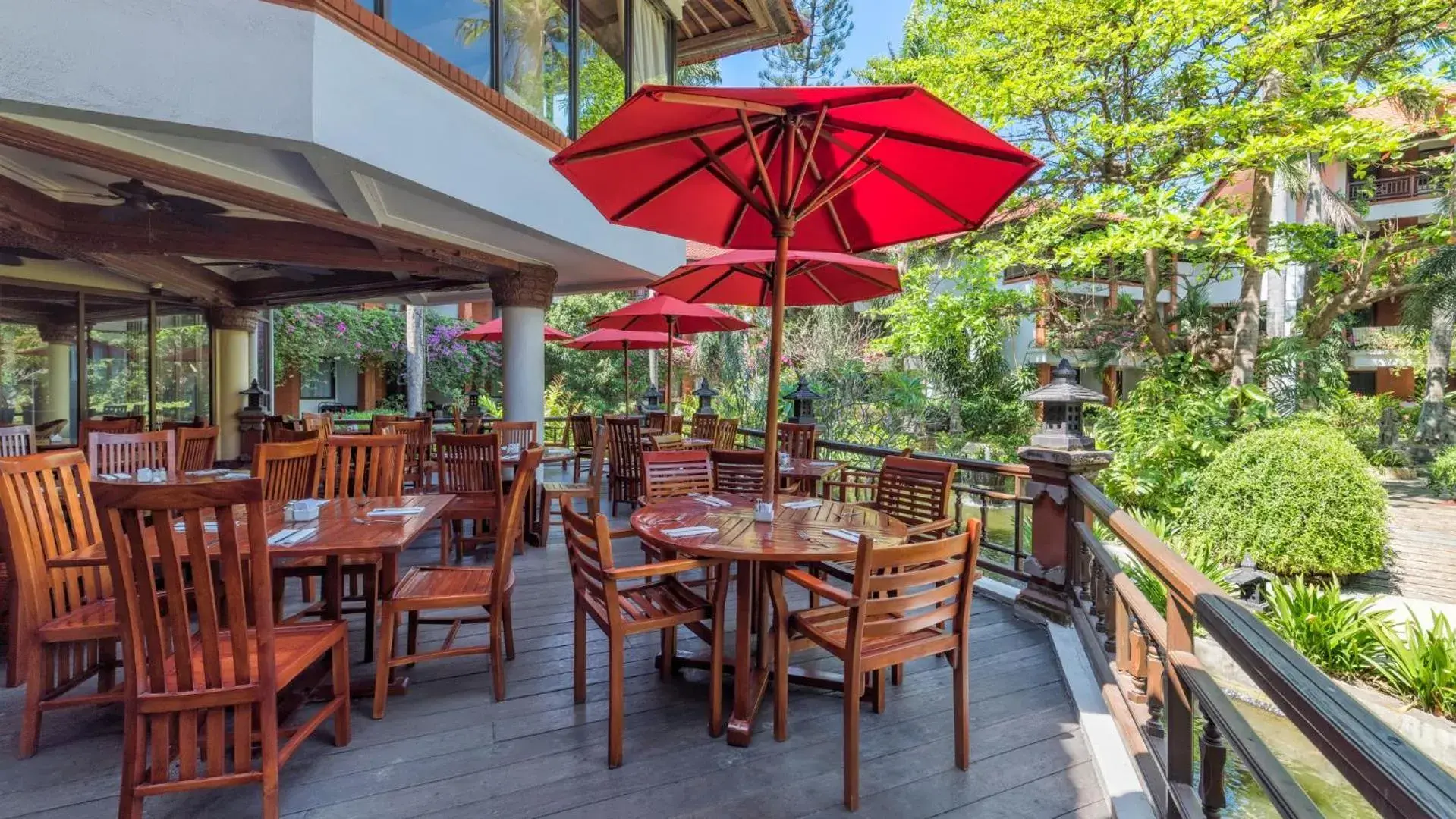 Restaurant/places to eat in Bali Garden Beach Resort Restaurant/places to eat in Bali Garden Beach Resort