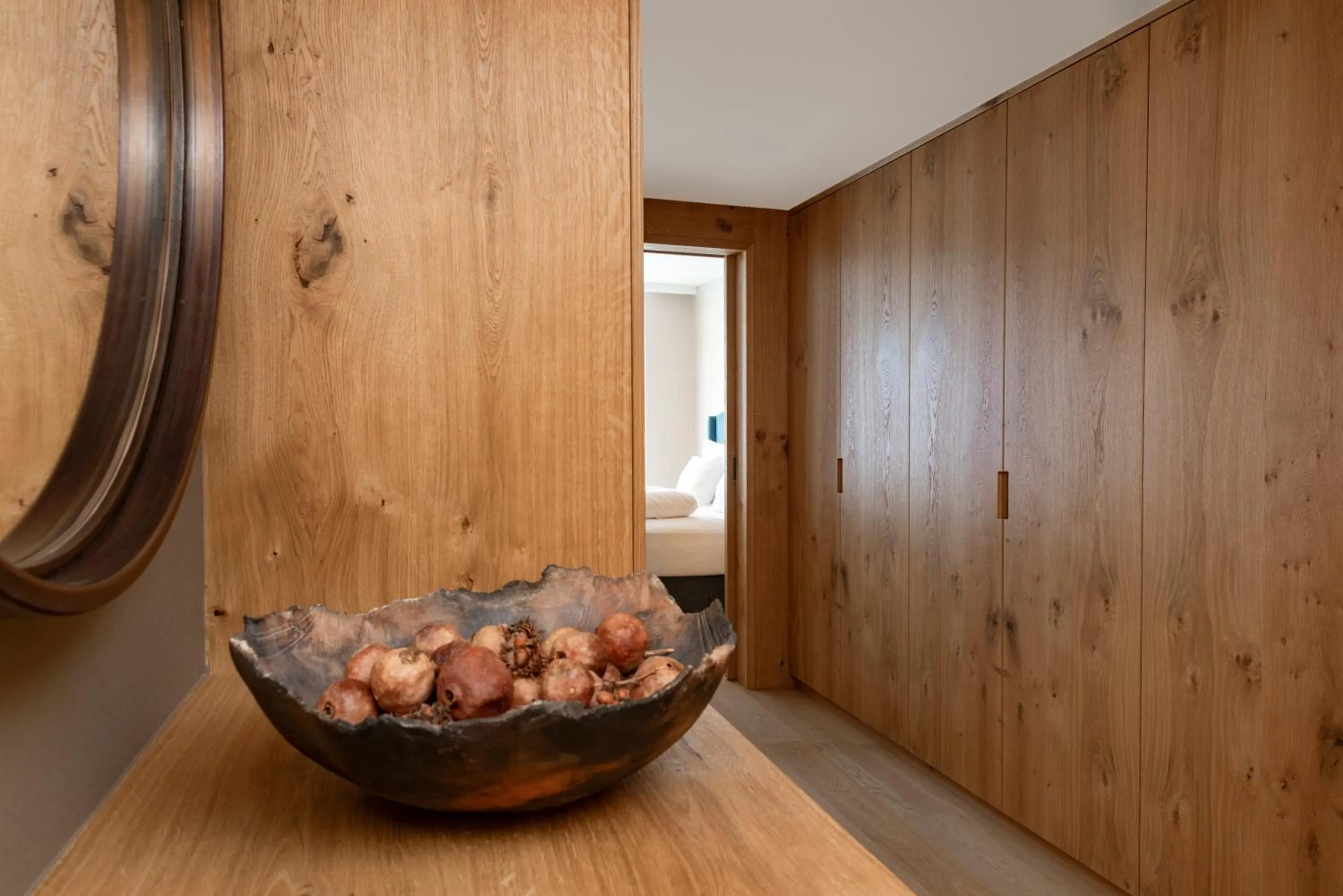 wardrobe in Hotel Schranz - Ski In & Ski Out