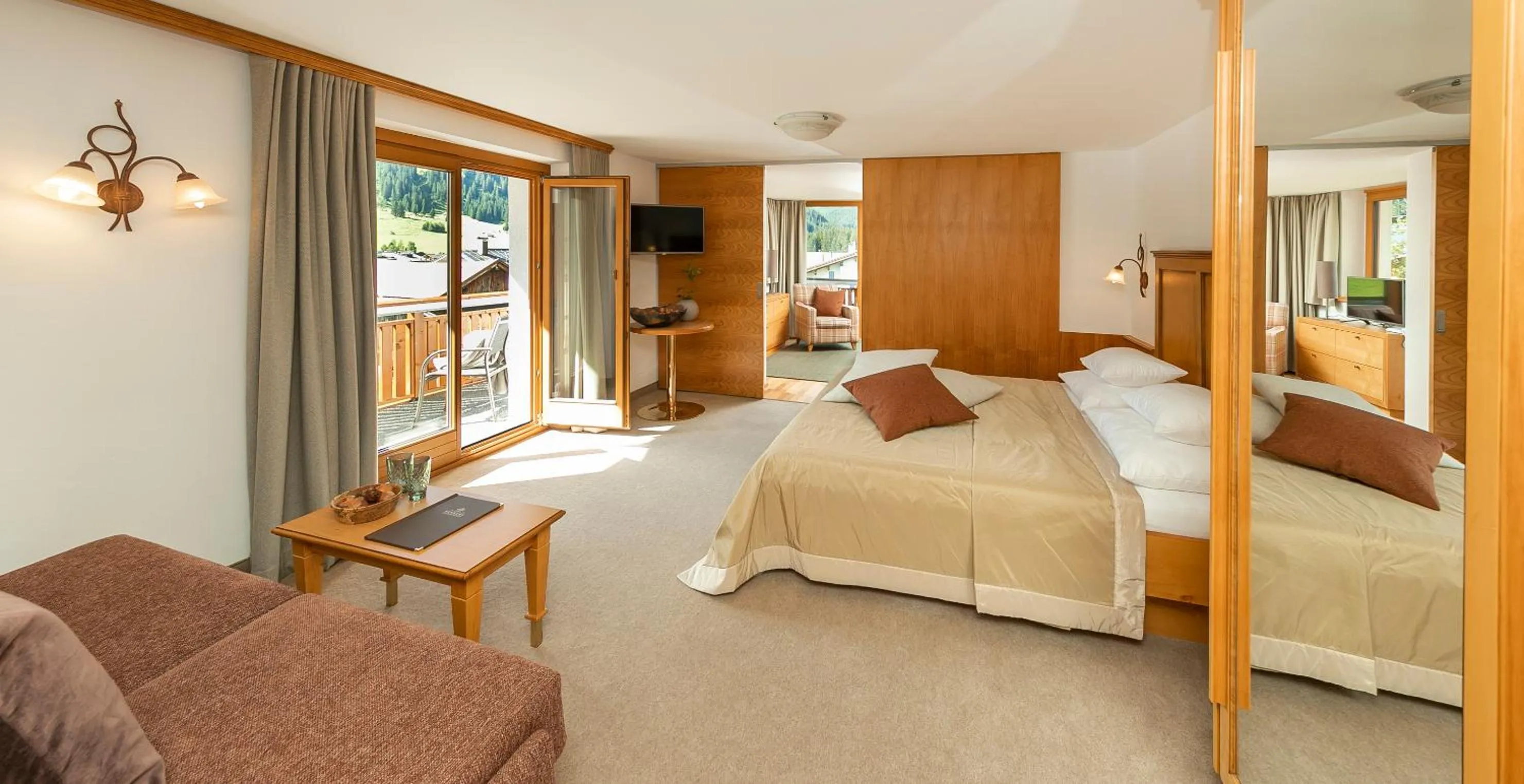 Bedroom, Bed in Hotel Schranz - Ski In & Ski Out