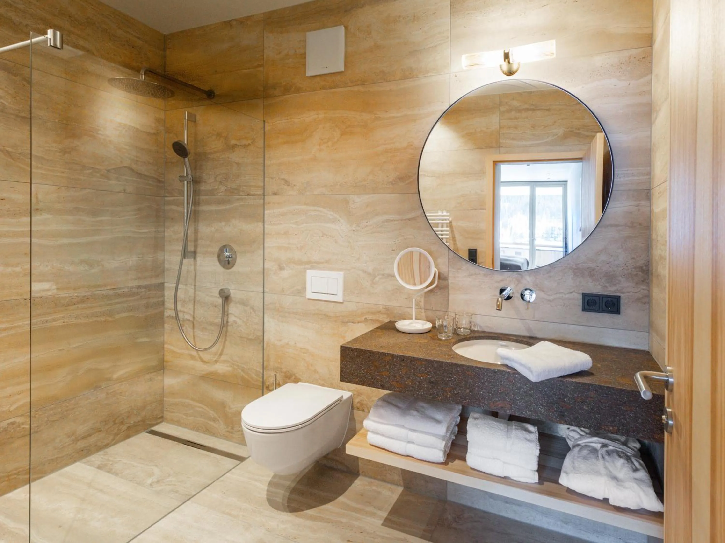 Bathroom in Hotel Schranz - Ski In & Ski Out