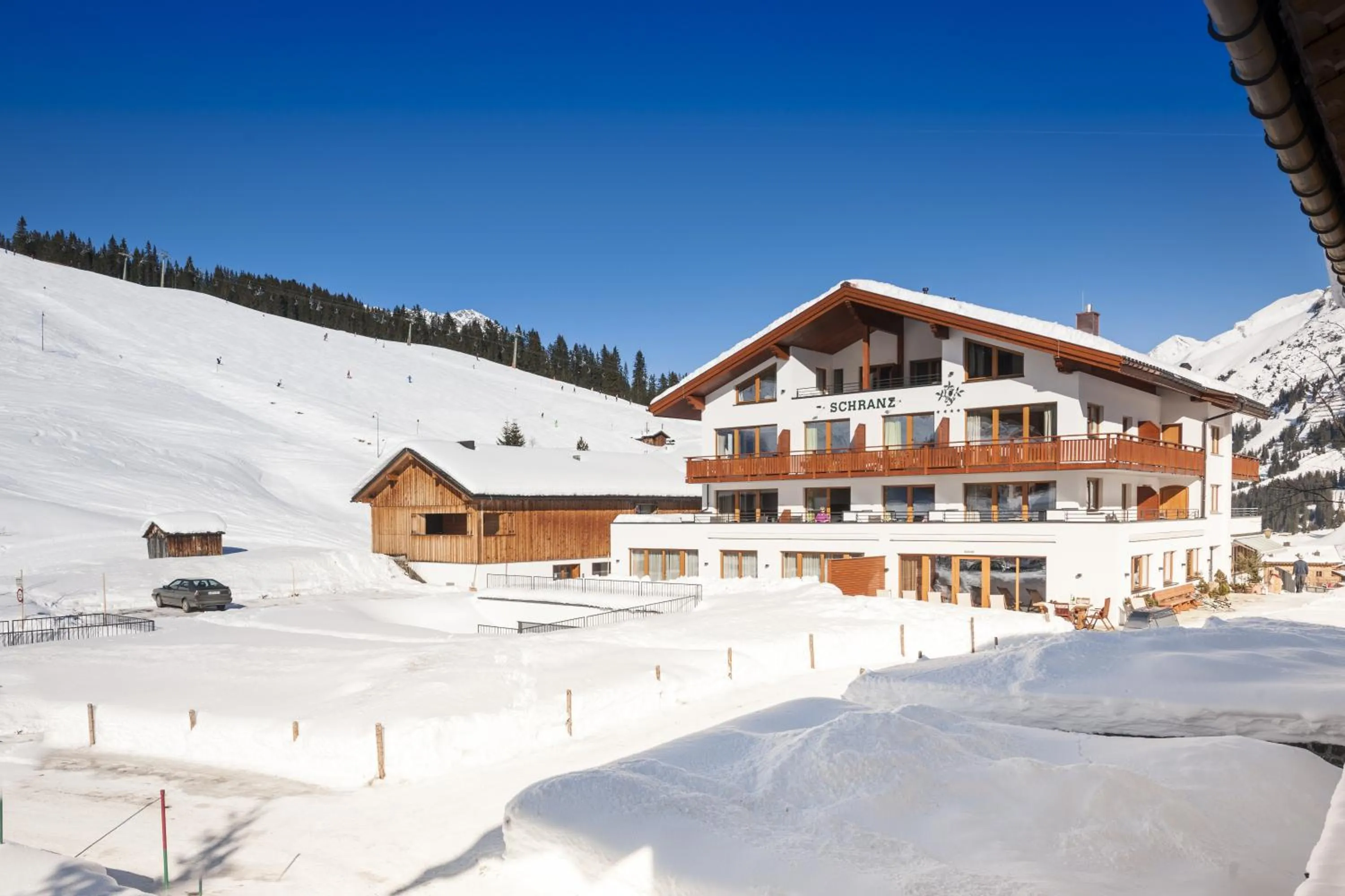 Property building in Hotel Schranz - Ski In & Ski Out