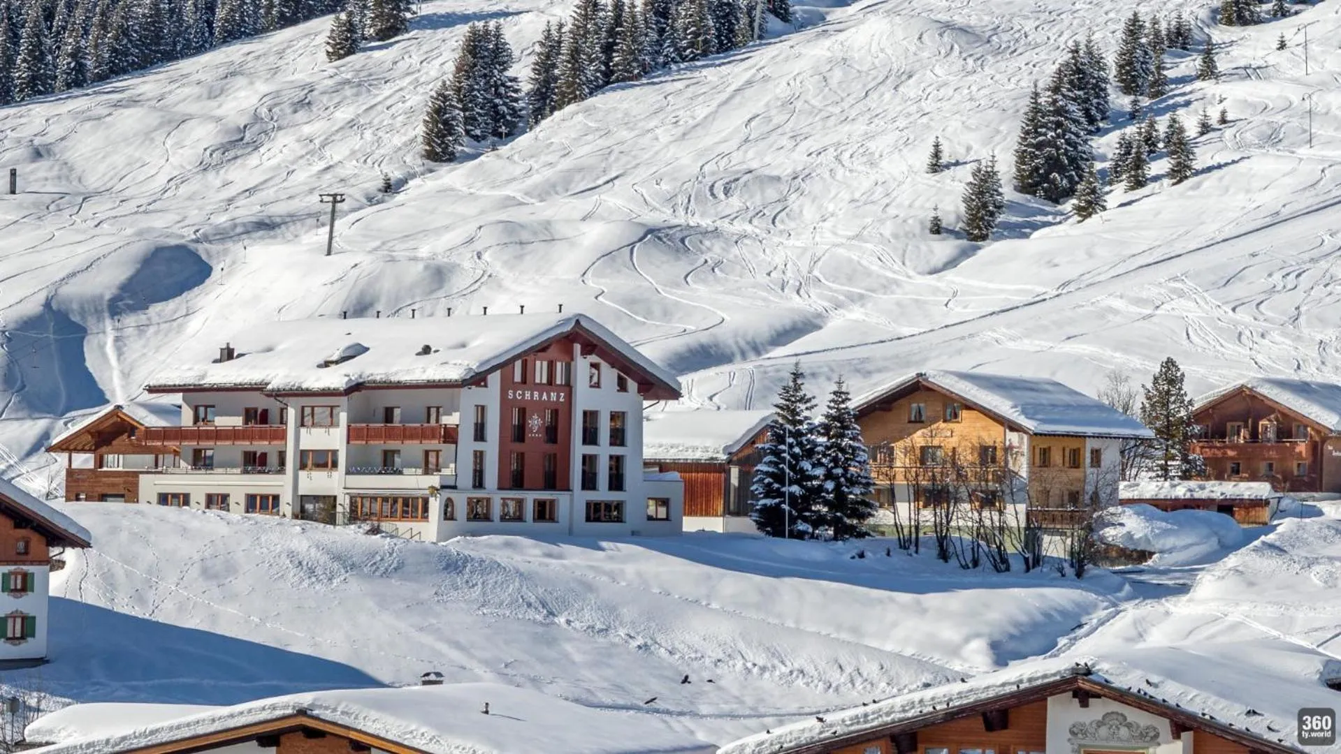 Property building in Hotel Schranz - Ski In & Ski Out