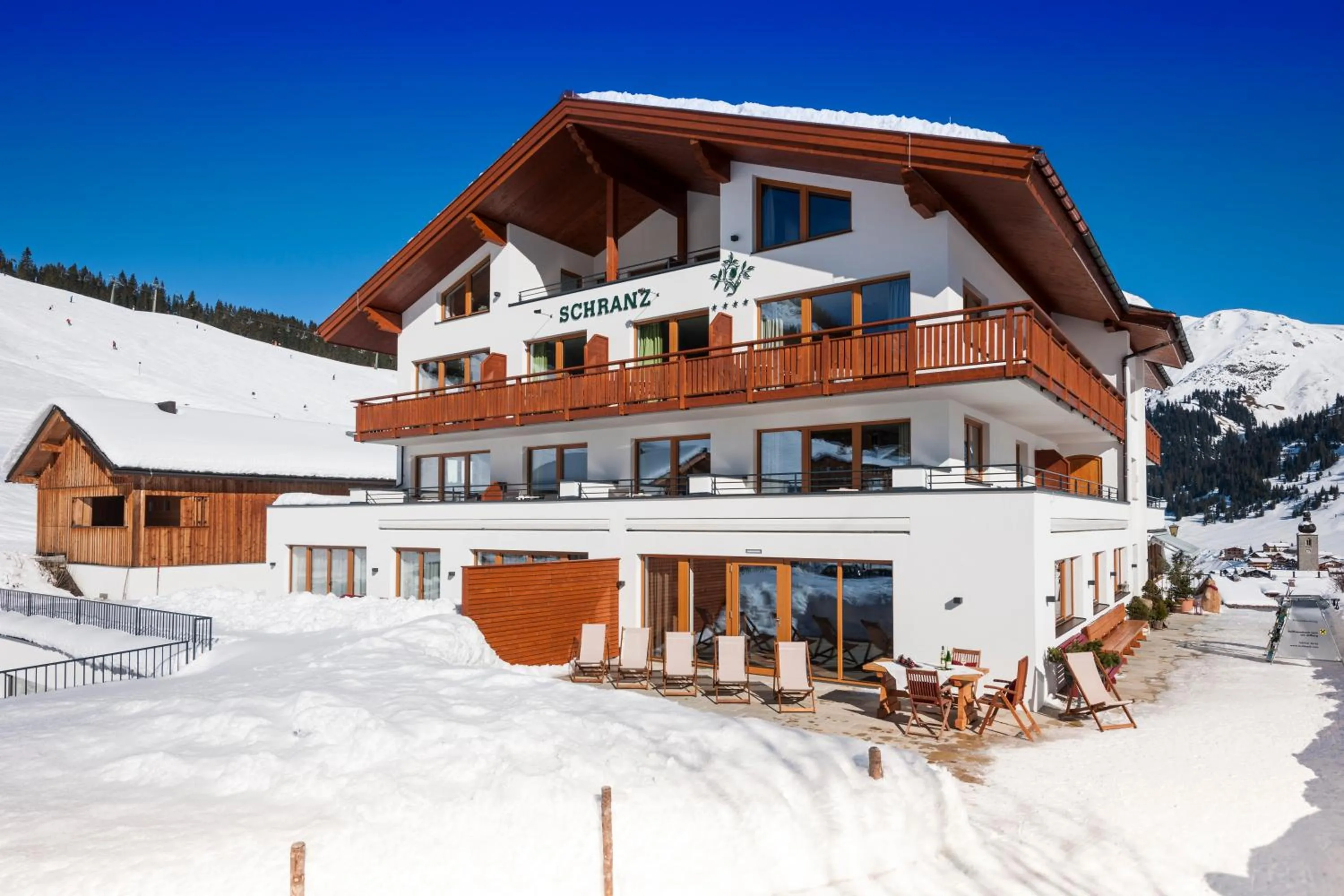 Property building in Hotel Schranz - Ski In & Ski Out