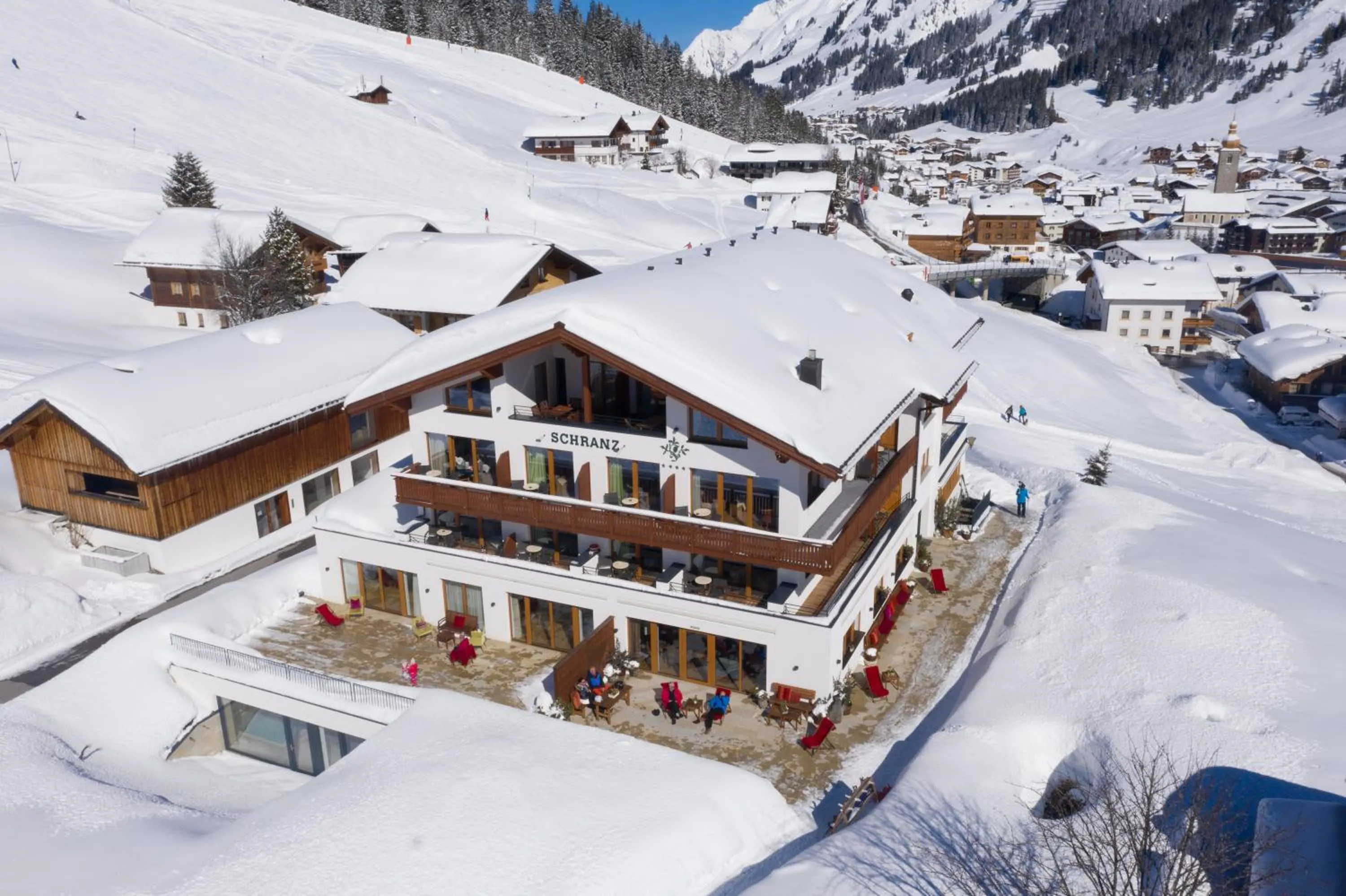 Property building in Hotel Schranz - Ski In & Ski Out