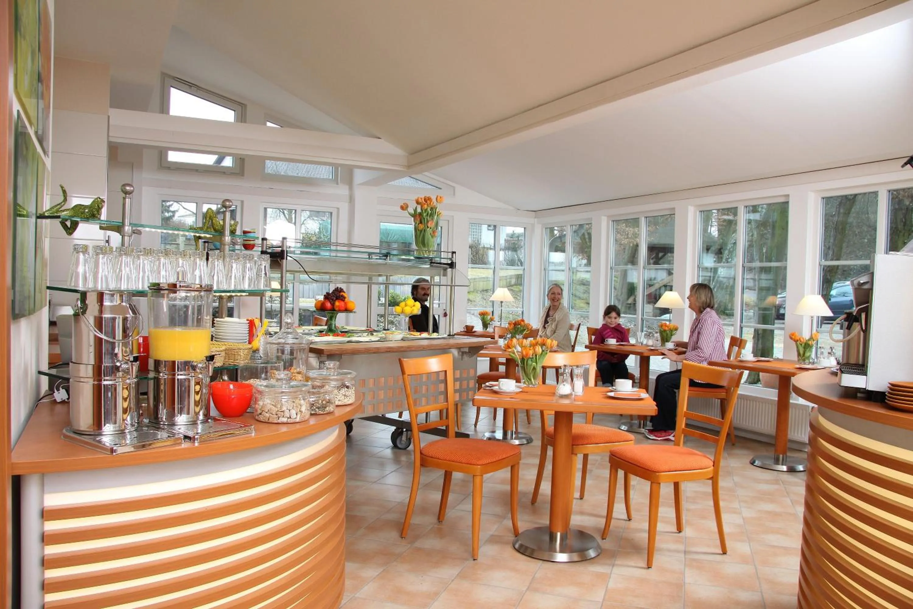 Restaurant/places to eat in Burghotel Münzenberg