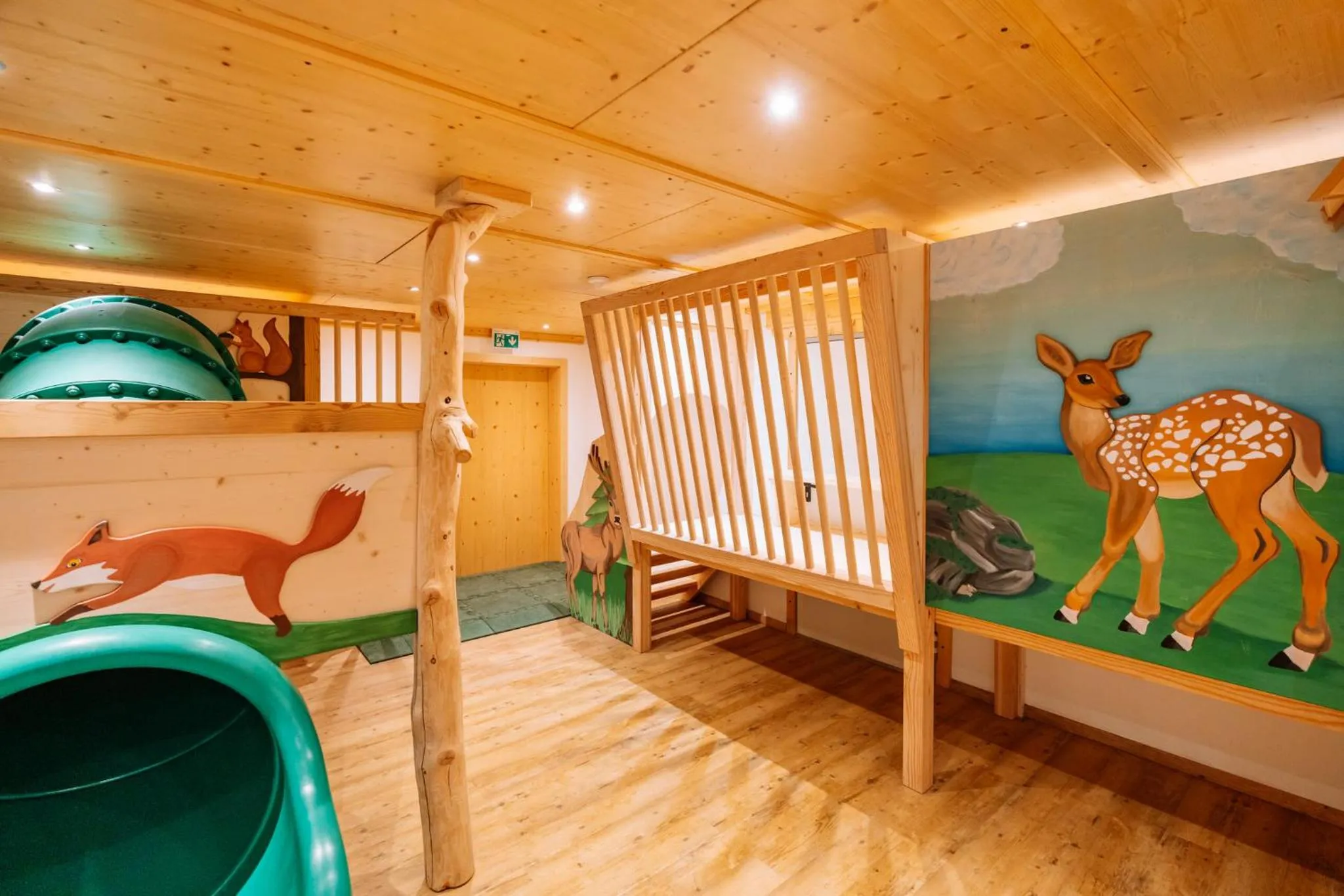 Game Room, Bed in Hotel Sperlhof