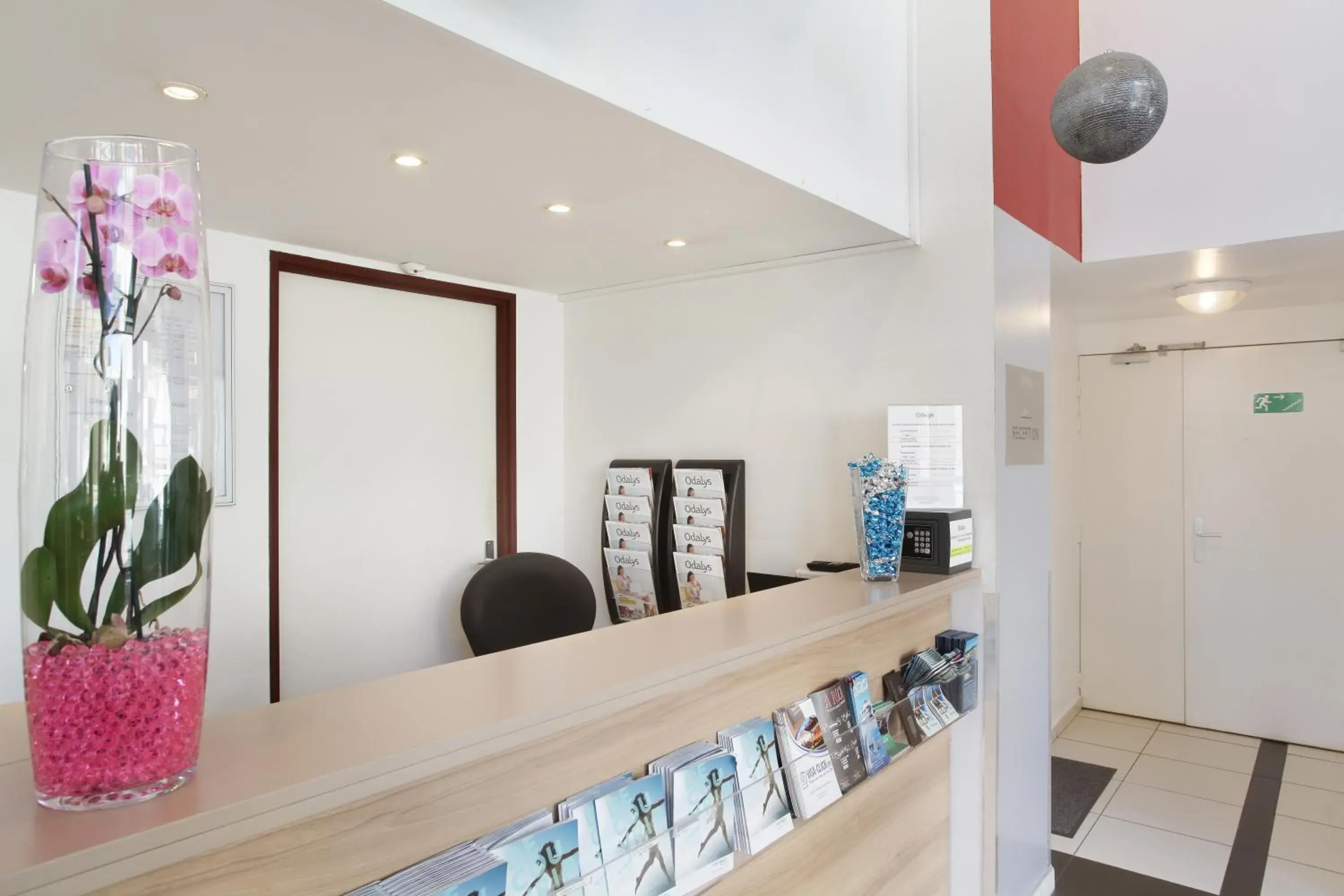 Lobby or reception in Appart'hôtel Odalys City - Monaco Les Hauts de la Principauté Lobby or reception in Appart'hôtel Odalys City - Monaco Les Hauts de la Principauté