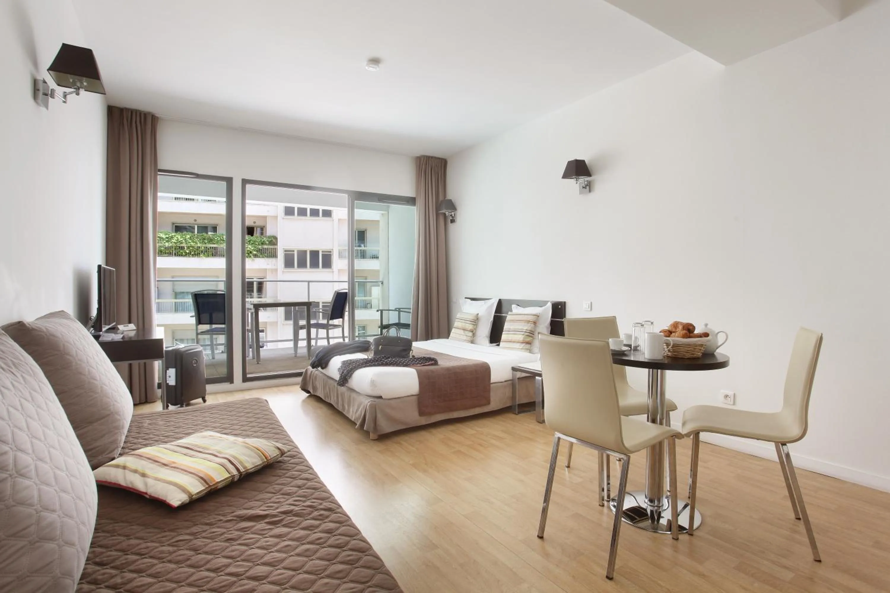Bedroom in Appart'hôtel Odalys City - Monaco Les Hauts de la Principauté