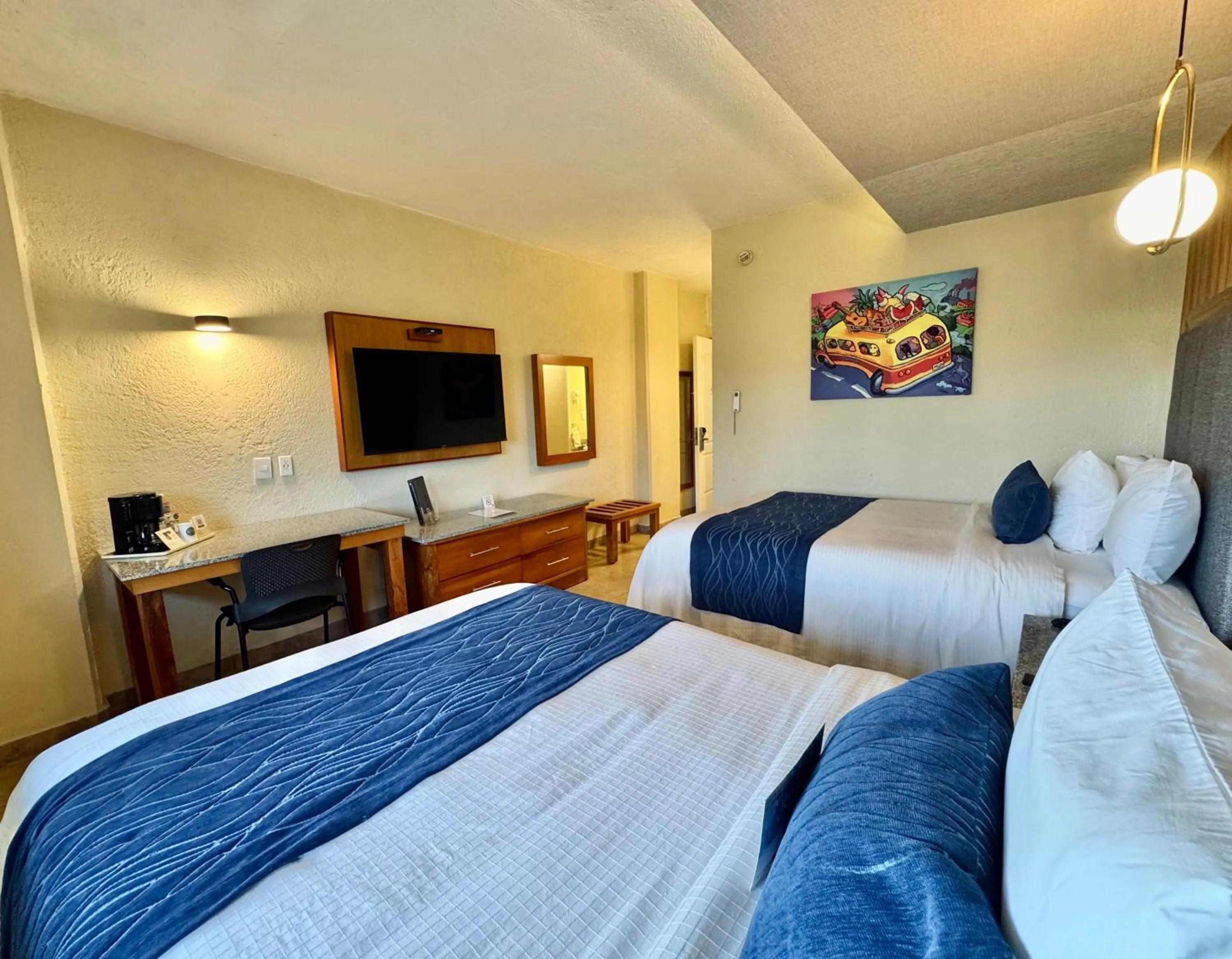 Bed in Comfort Inn Cordoba