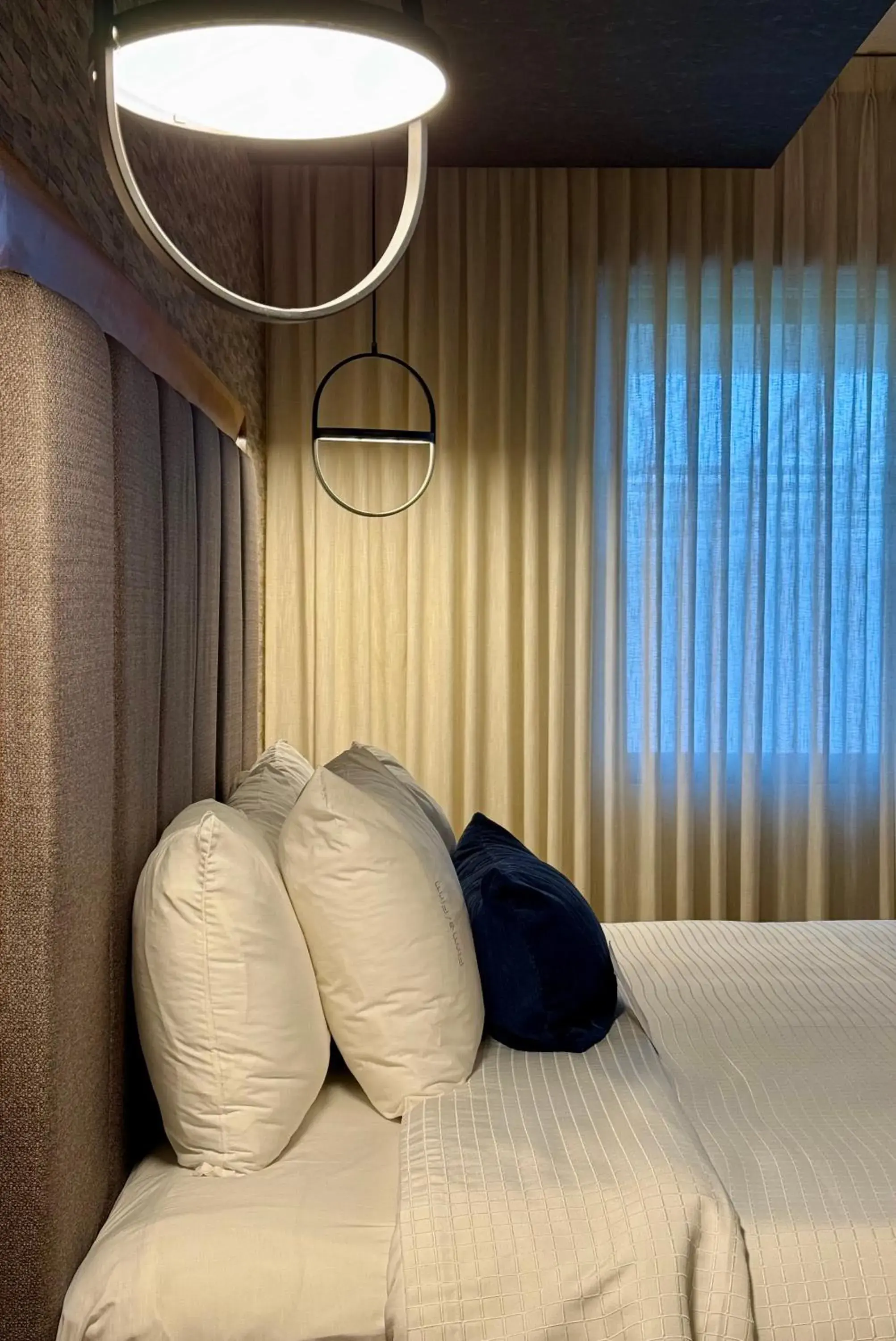 Bed in Comfort Inn Cordoba Bed in Comfort Inn Cordoba