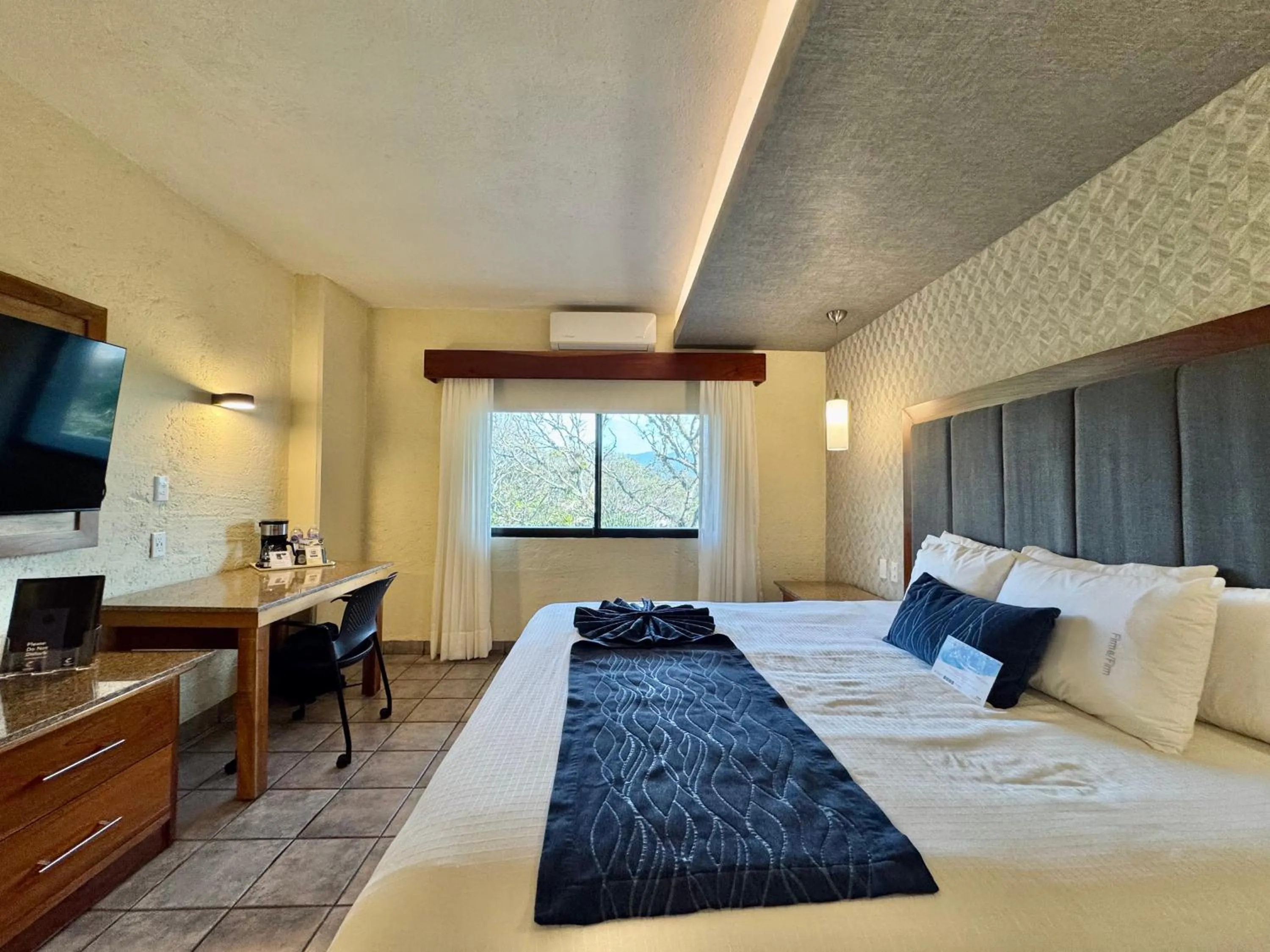 Bed in Comfort Inn Cordoba