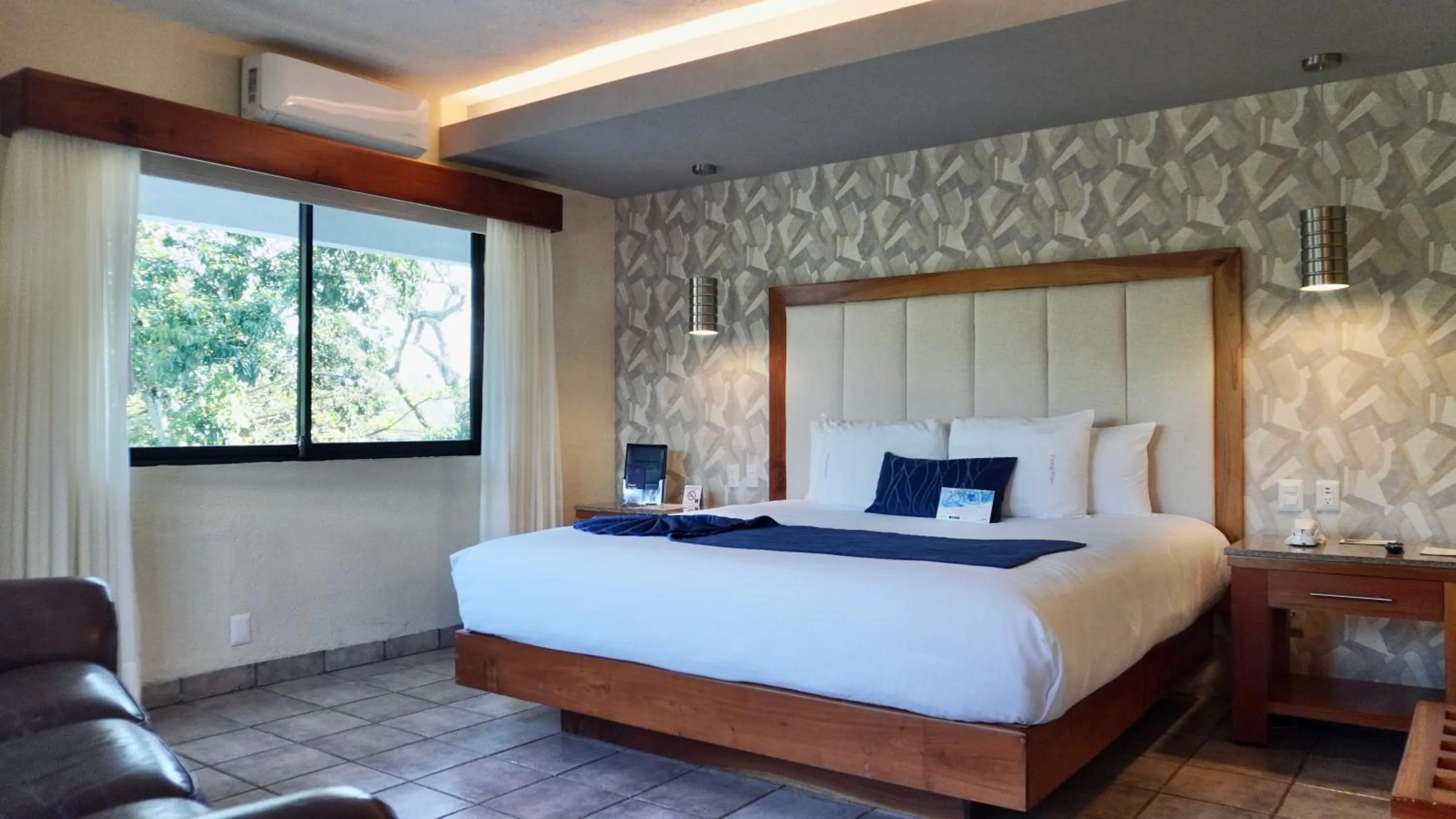 Bed in Comfort Inn Cordoba