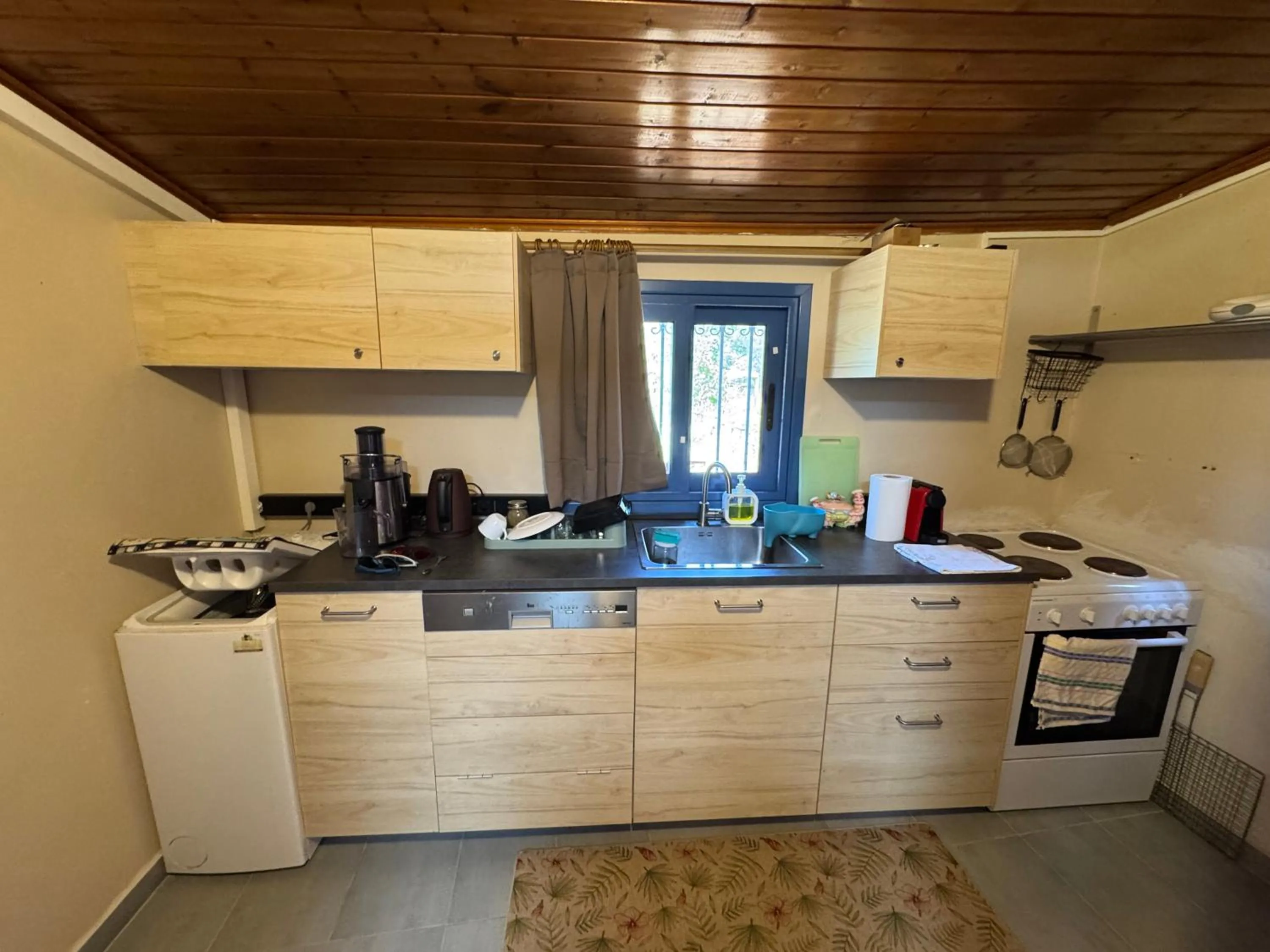 Surfers' Cottage