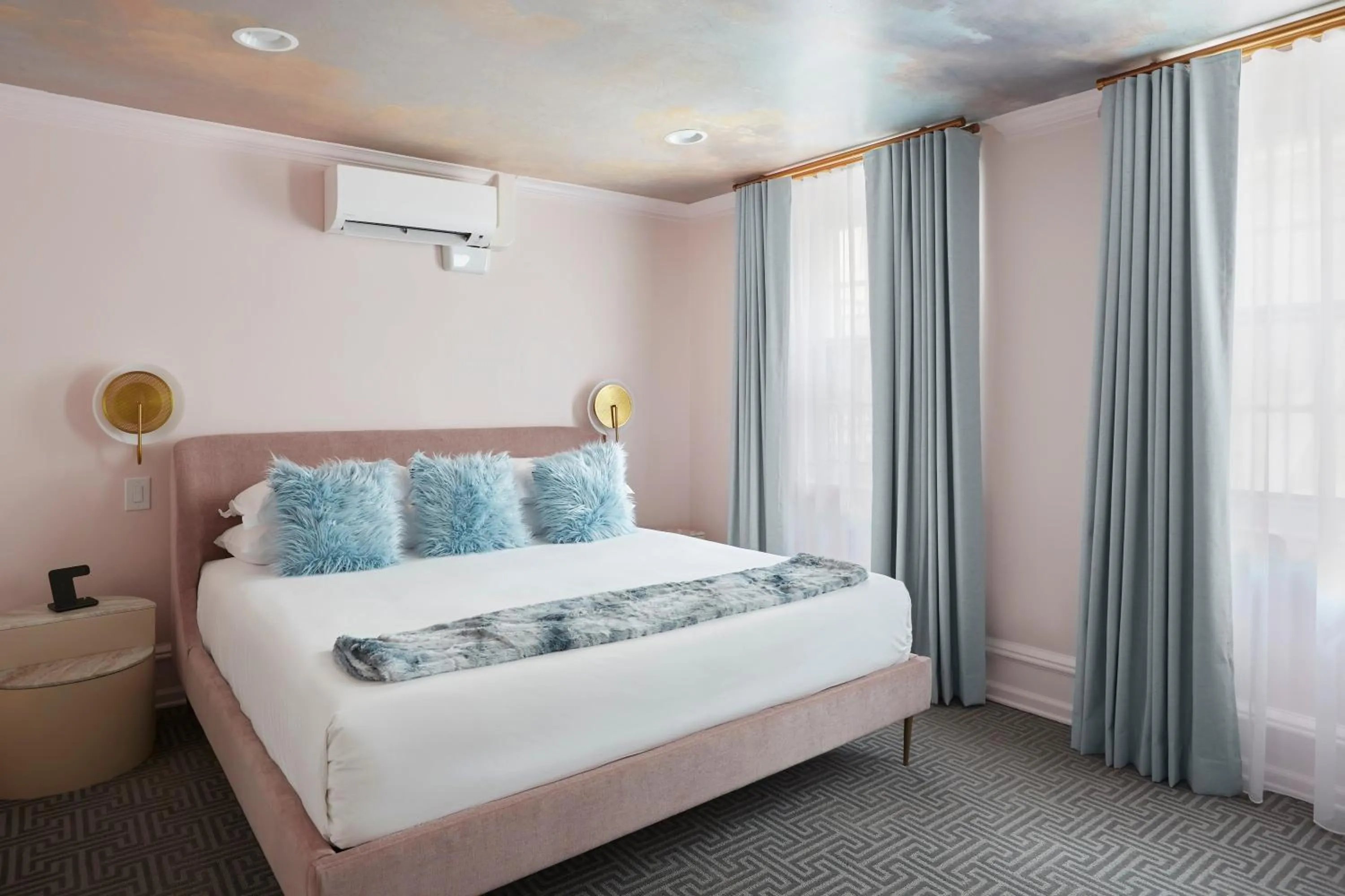 Bedroom, Bed in The Franklin on Rittenhouse, A Boutique Hotel