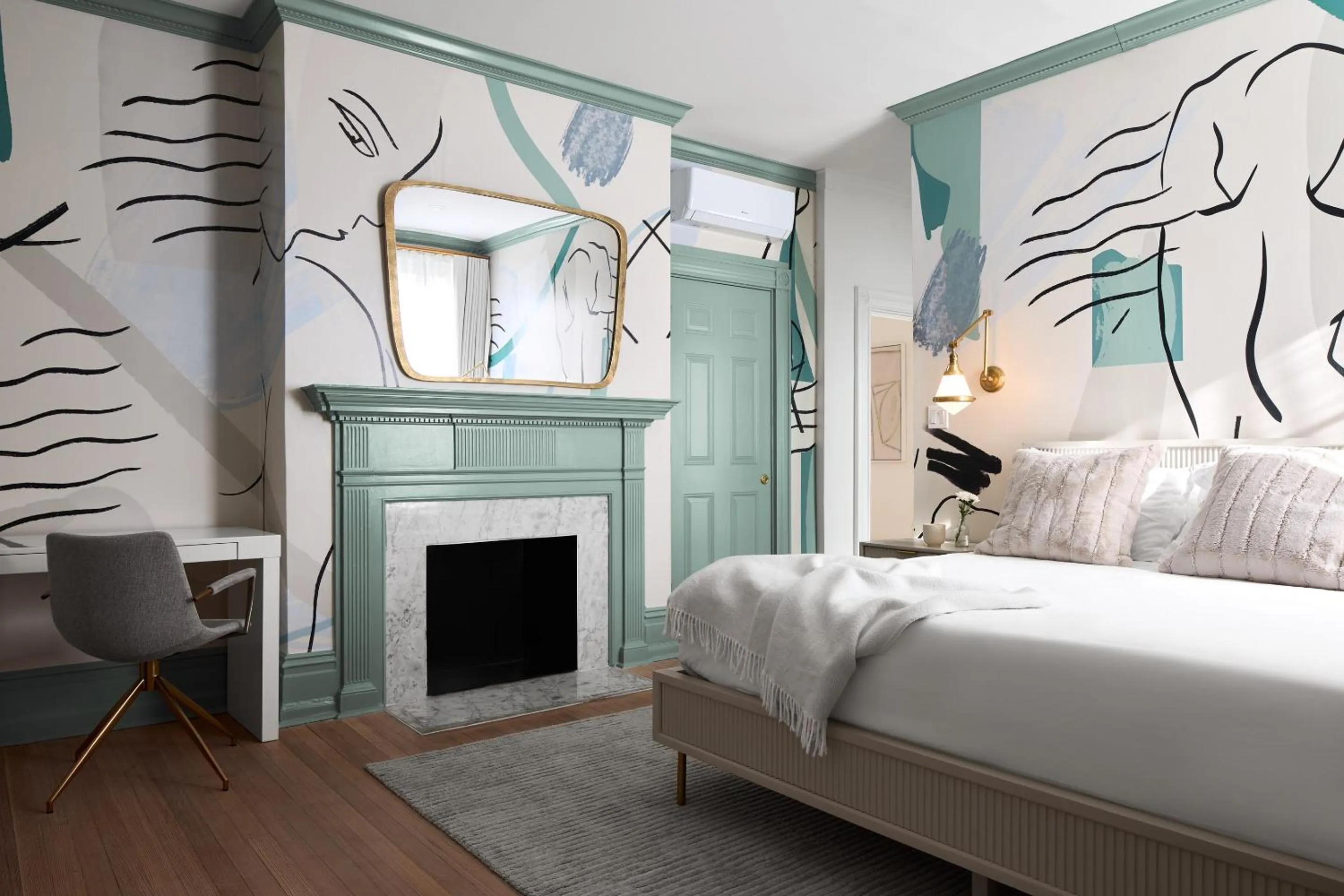 Bed in The Franklin on Rittenhouse, A Boutique Hotel